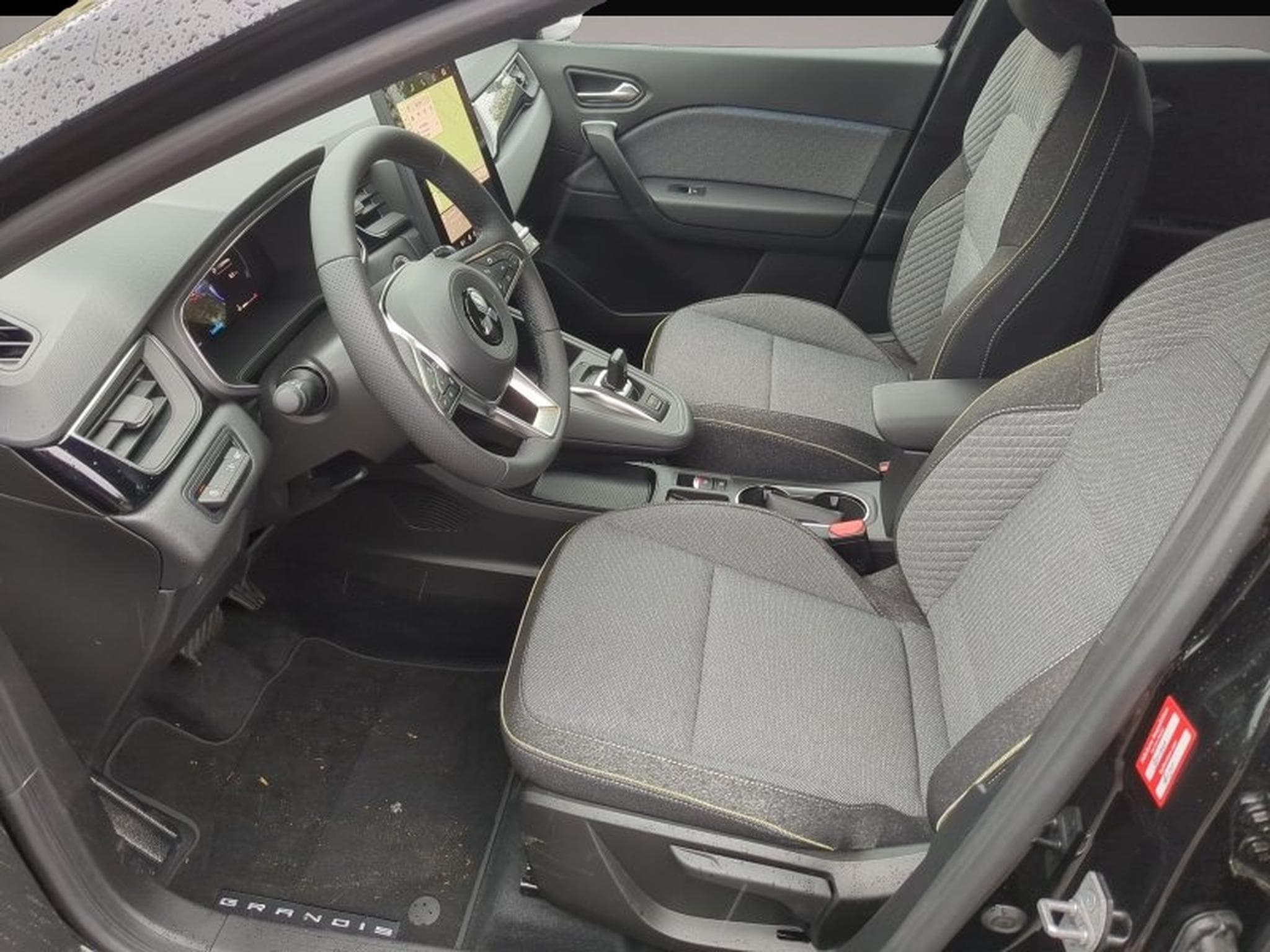 Mitsubishi Grandis (2026) - Foto 4