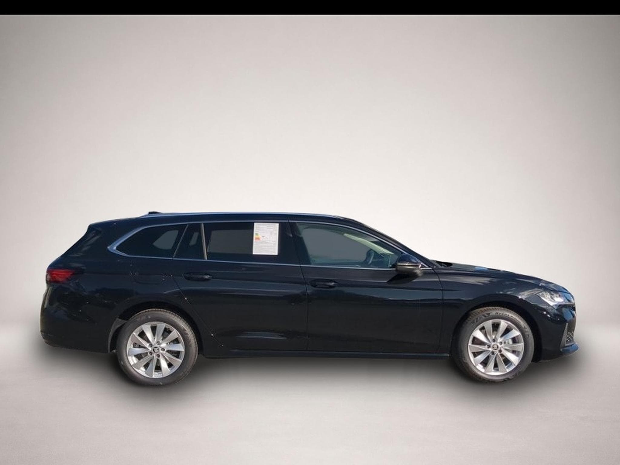Skoda Superb (2025) - Foto 2