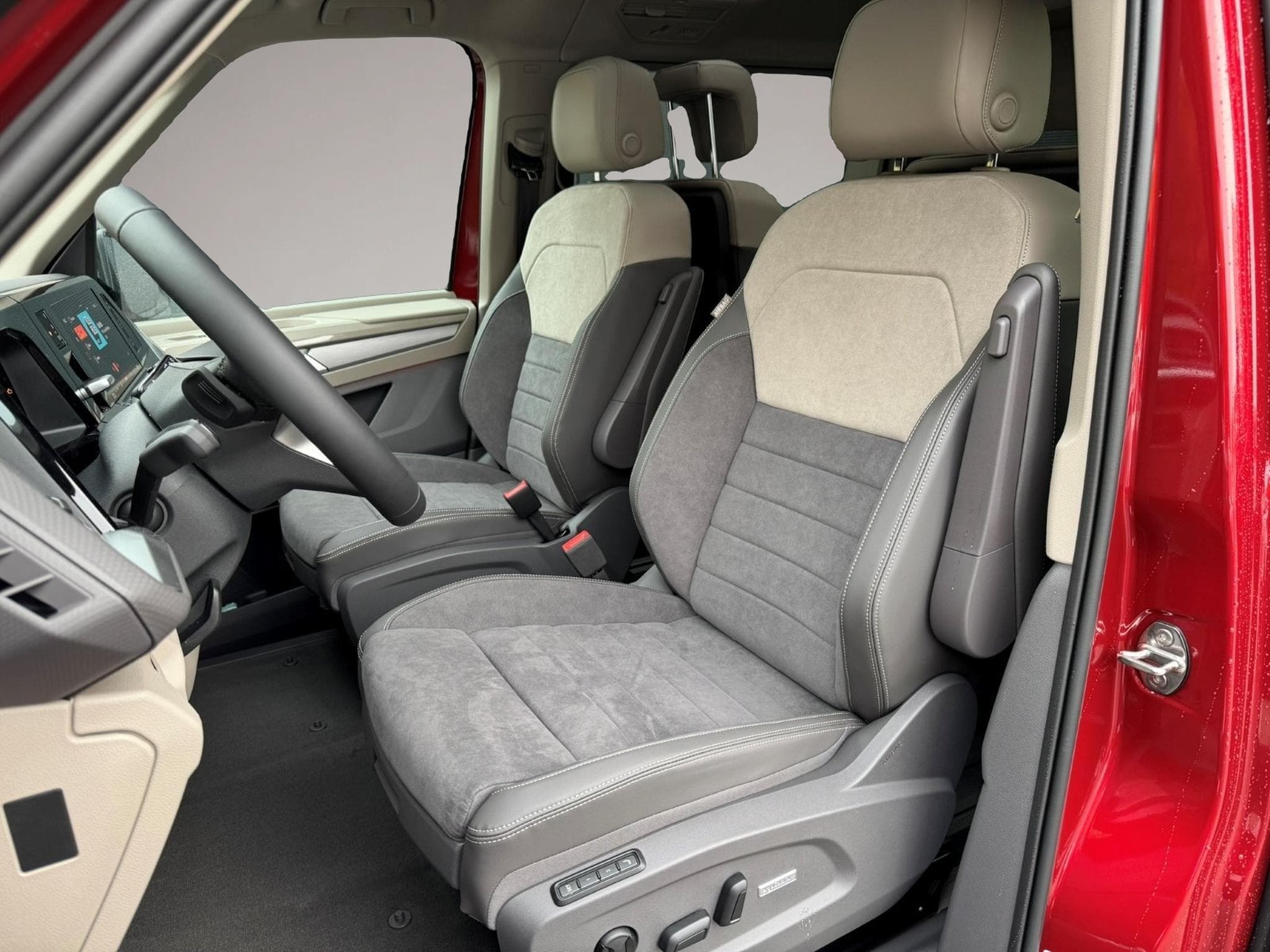VW Multivan (2024) - Foto 3