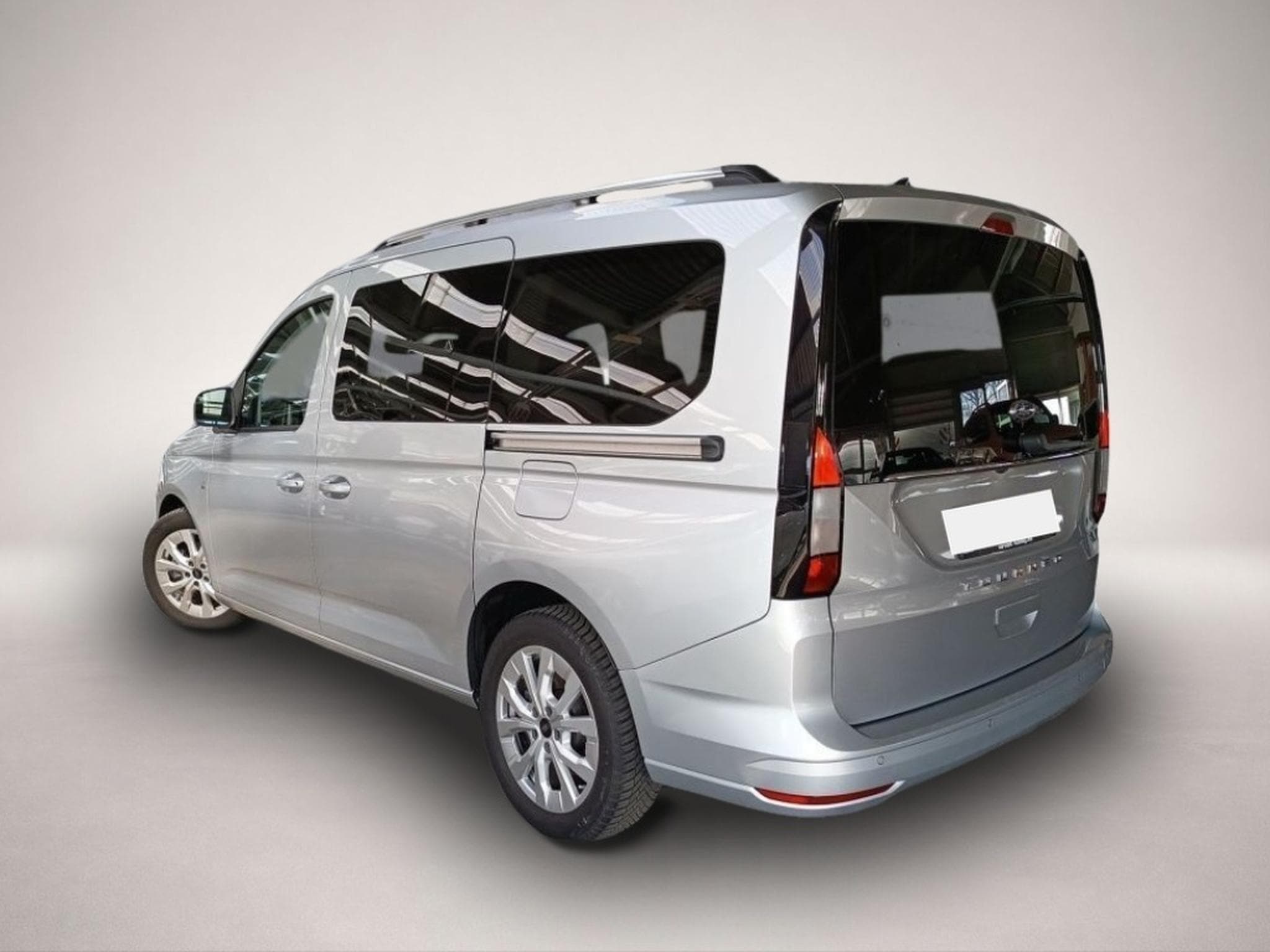 Ford Tourneo (2025) - Foto 4