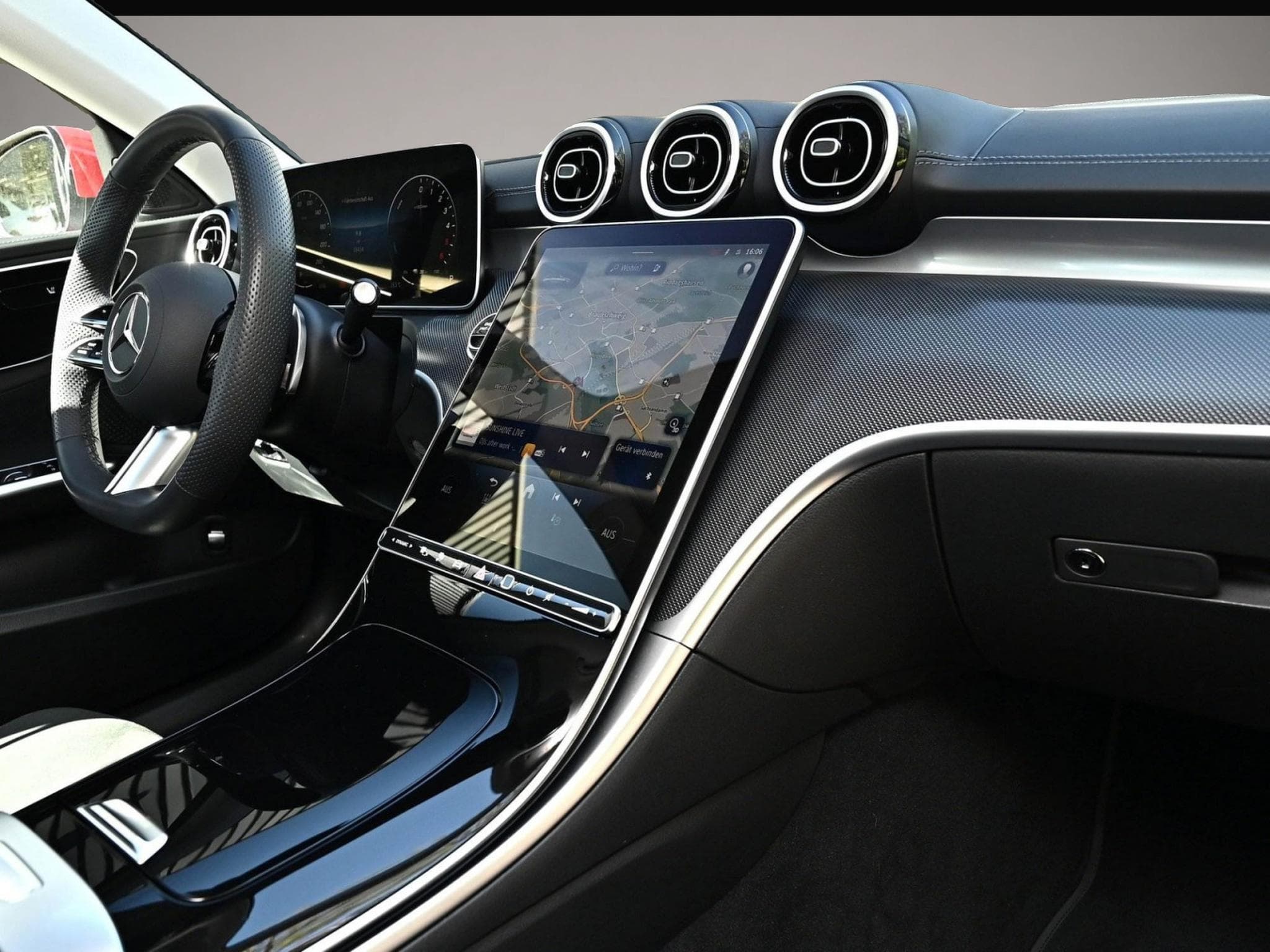 Mercedes C 200 (2025) - Photo 5