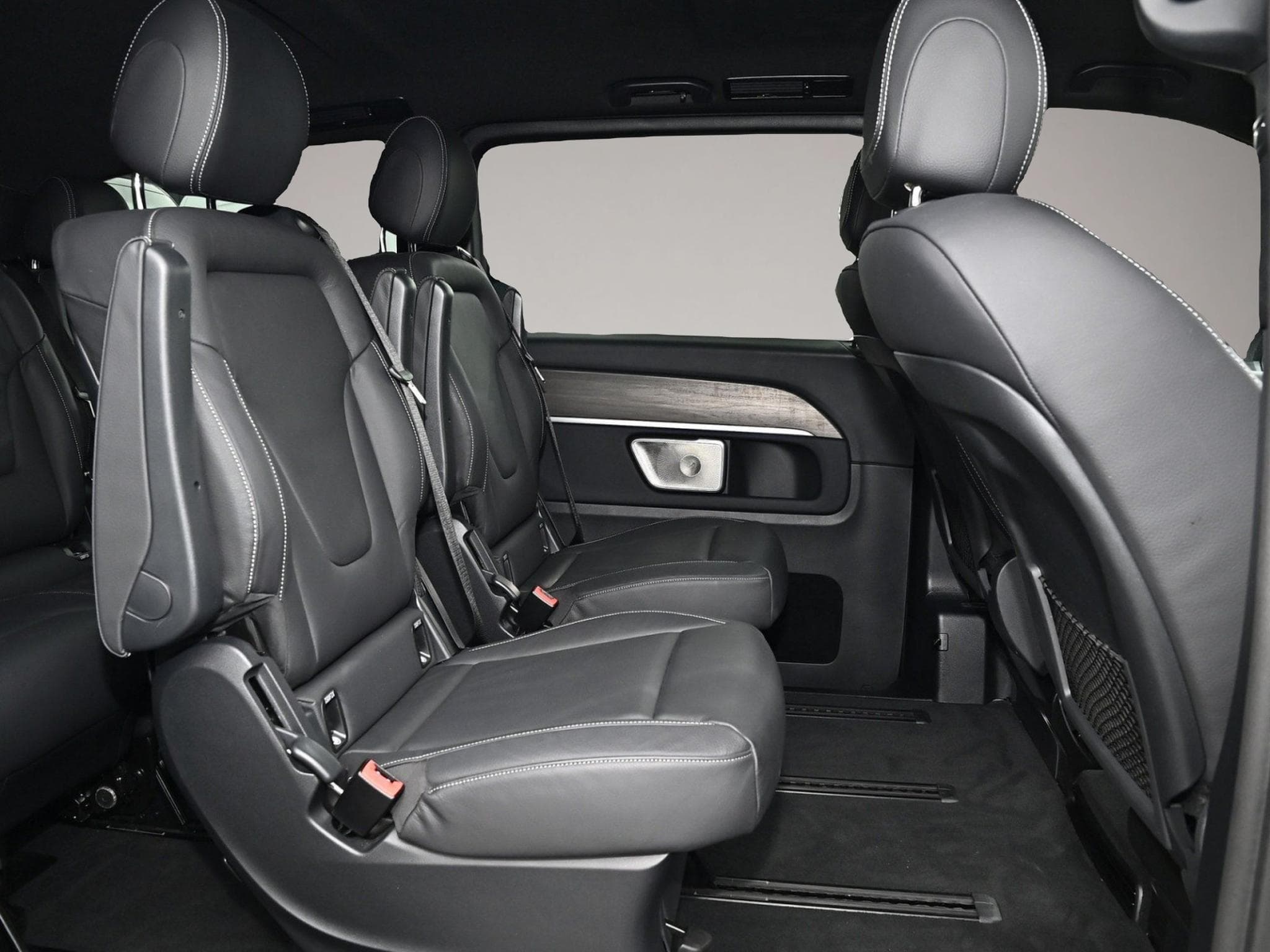 Mercedes 300 (2025) - Foto 4