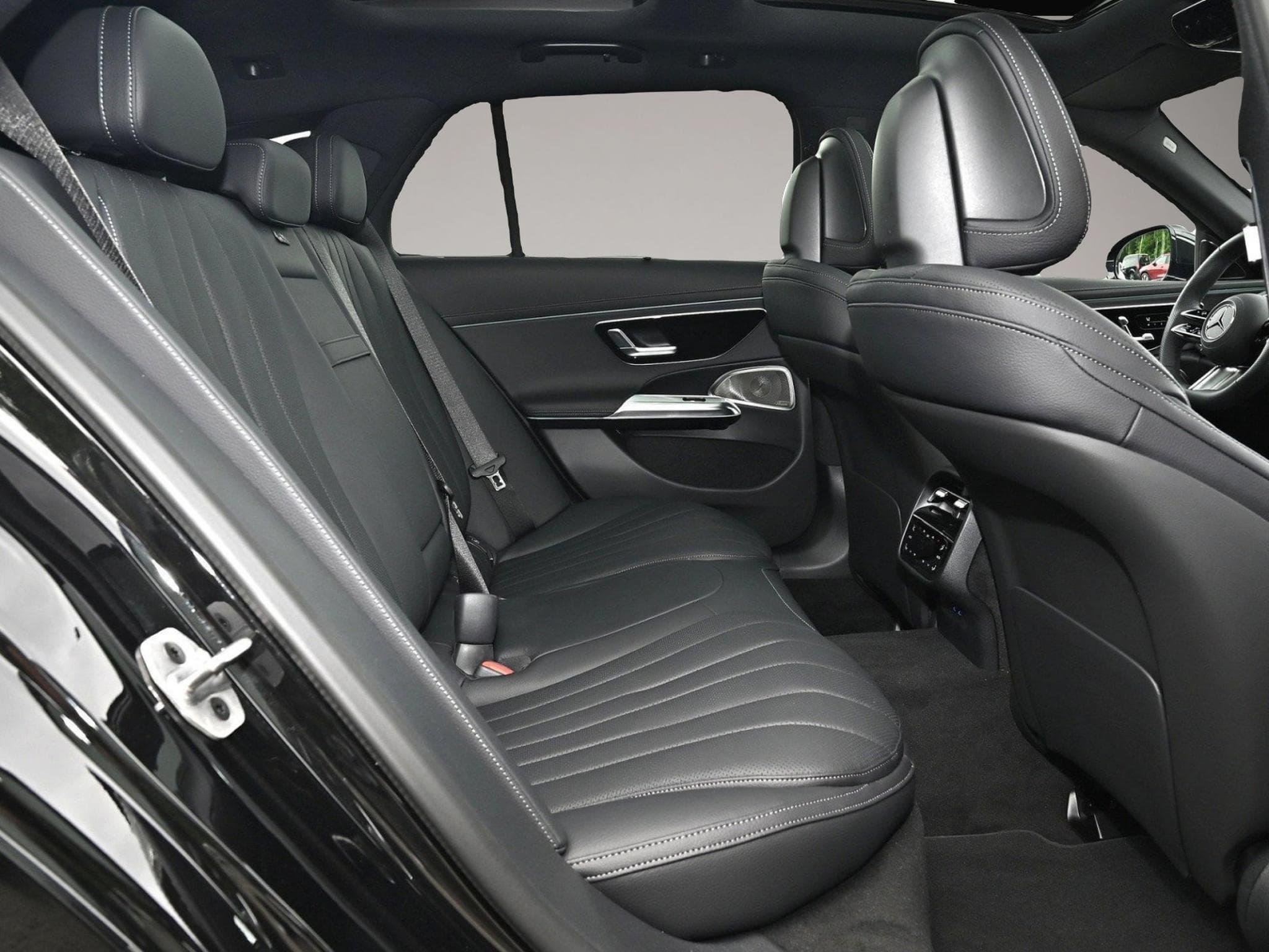 Mercedes 450 (2025) - Foto 4