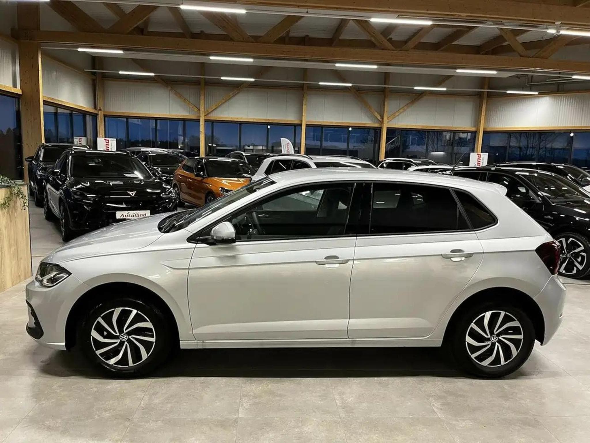 VW Polo (2025) - Foto 24