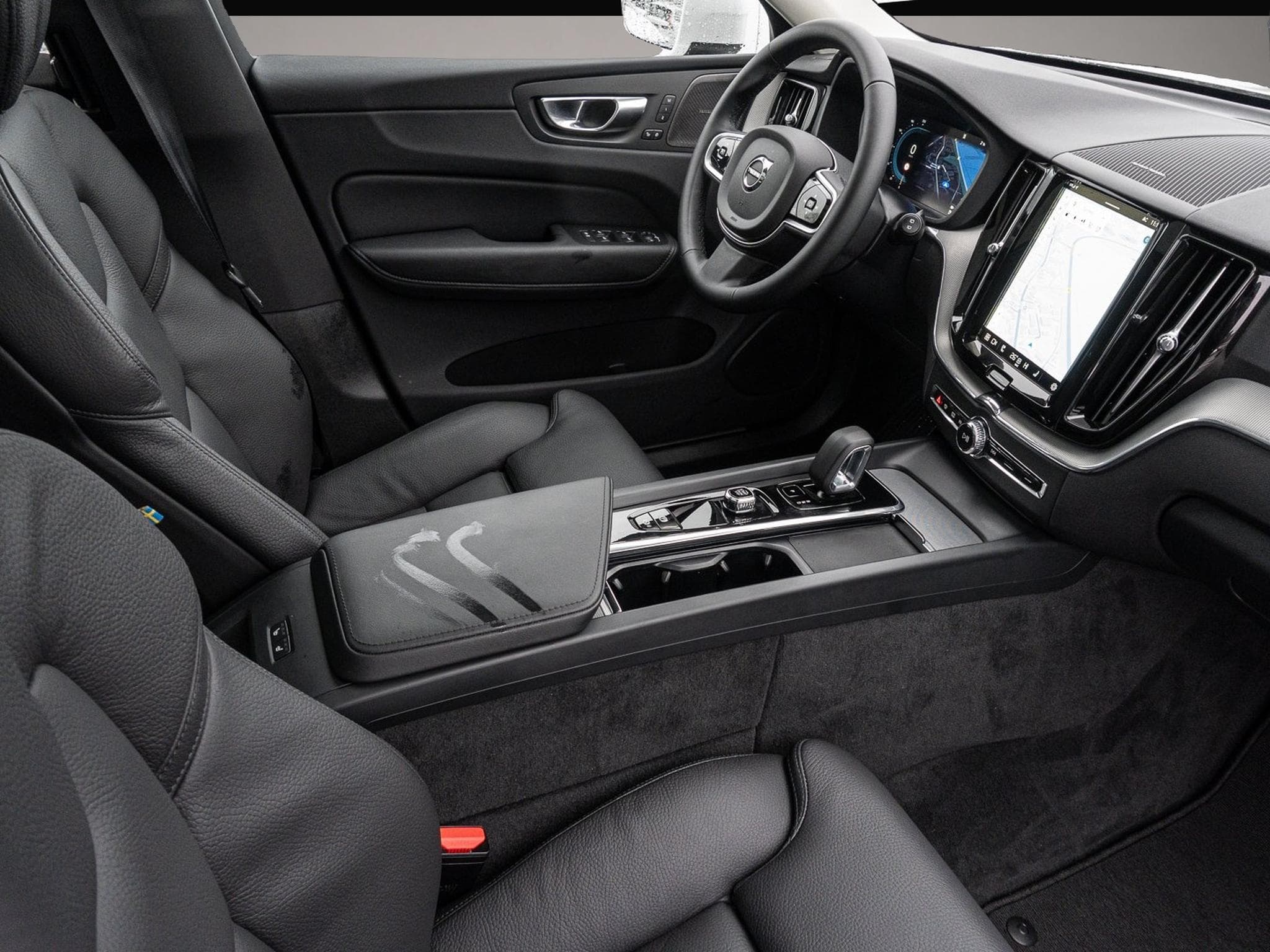 Volvo XC60 (2024) - Photo 6