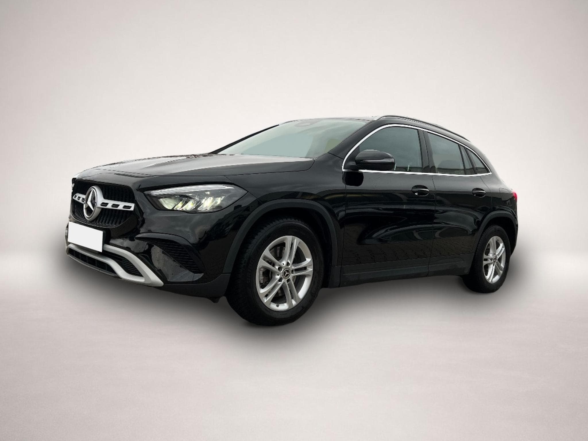 Mercedes GLA 200 (2024) - Photo 1