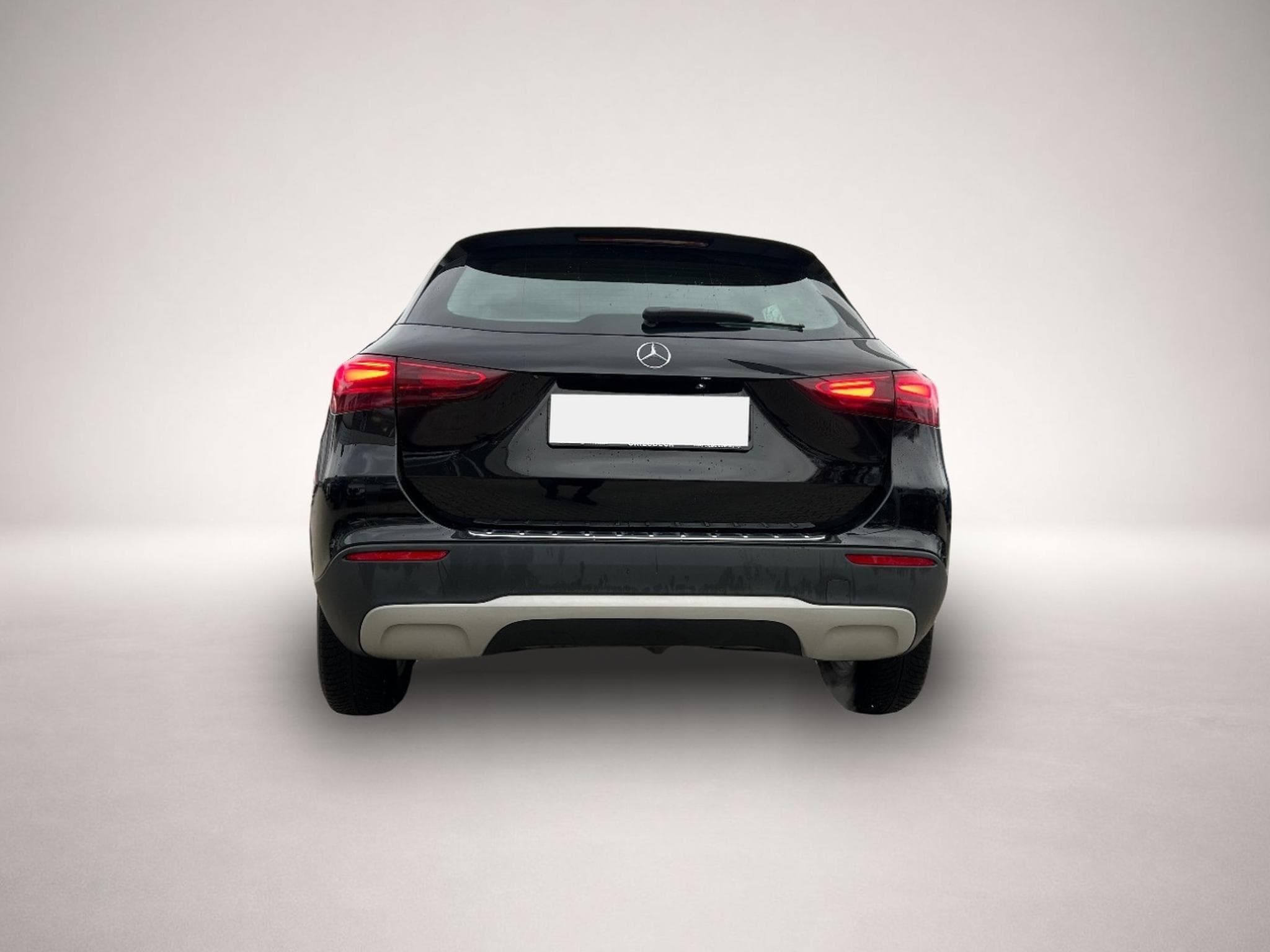 Mercedes GLA 200 (2024) - Photo 3