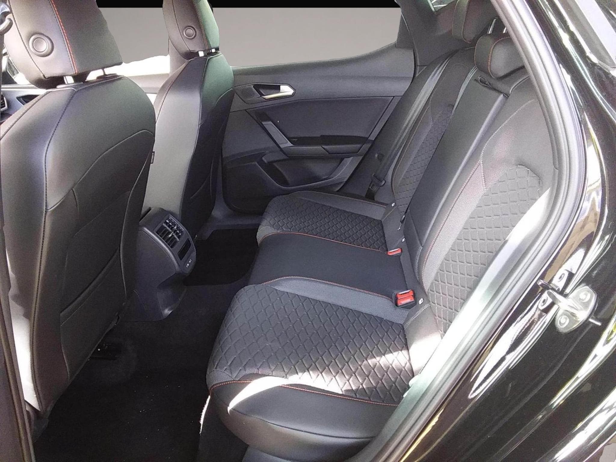 Seat Leon (2025) - Photo 3