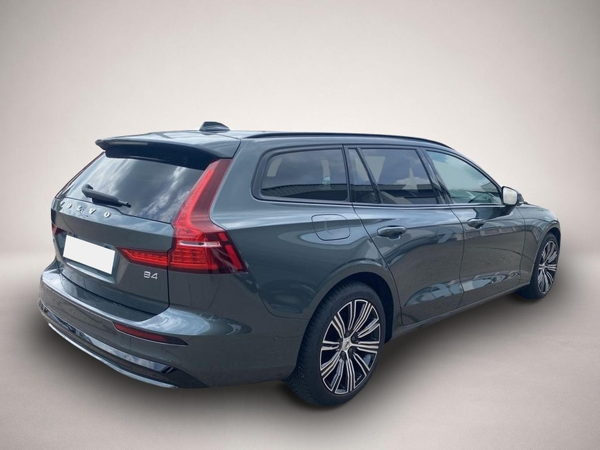 Volvo V60 (2025) - Photo 2