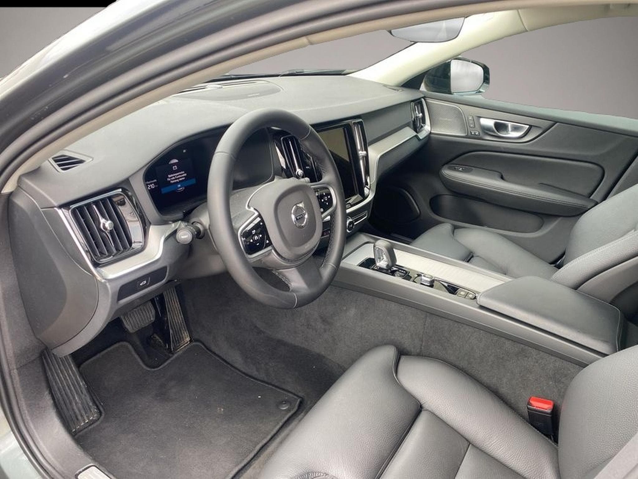 Volvo V60 (2025) - Photo 5