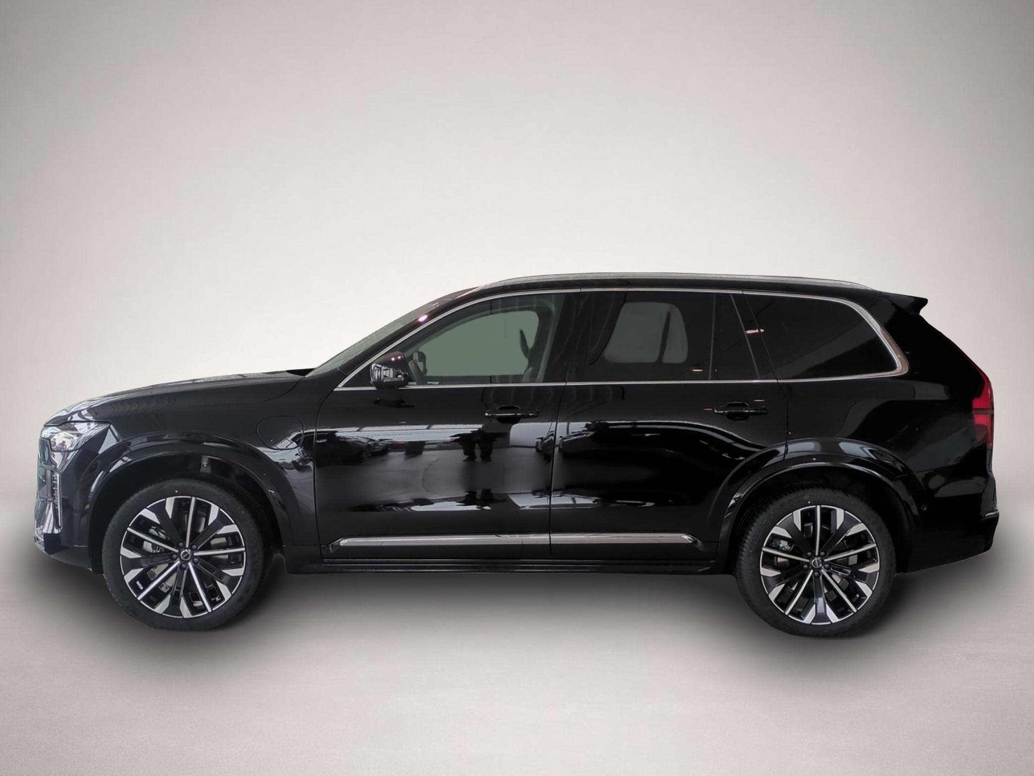 Volvo XC90 (2025) - Photo 2