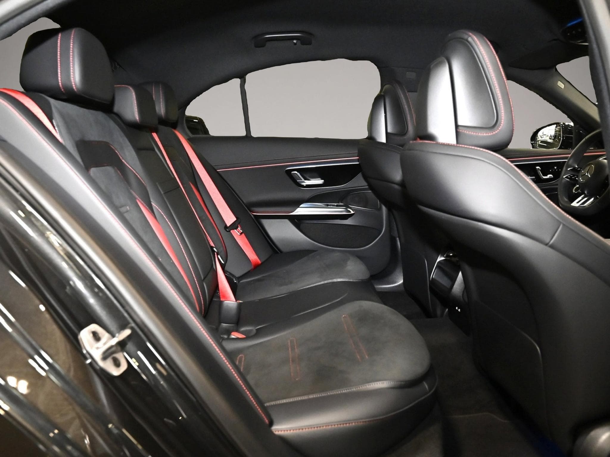 Mercedes C 63 AMG (2025) - Foto 4