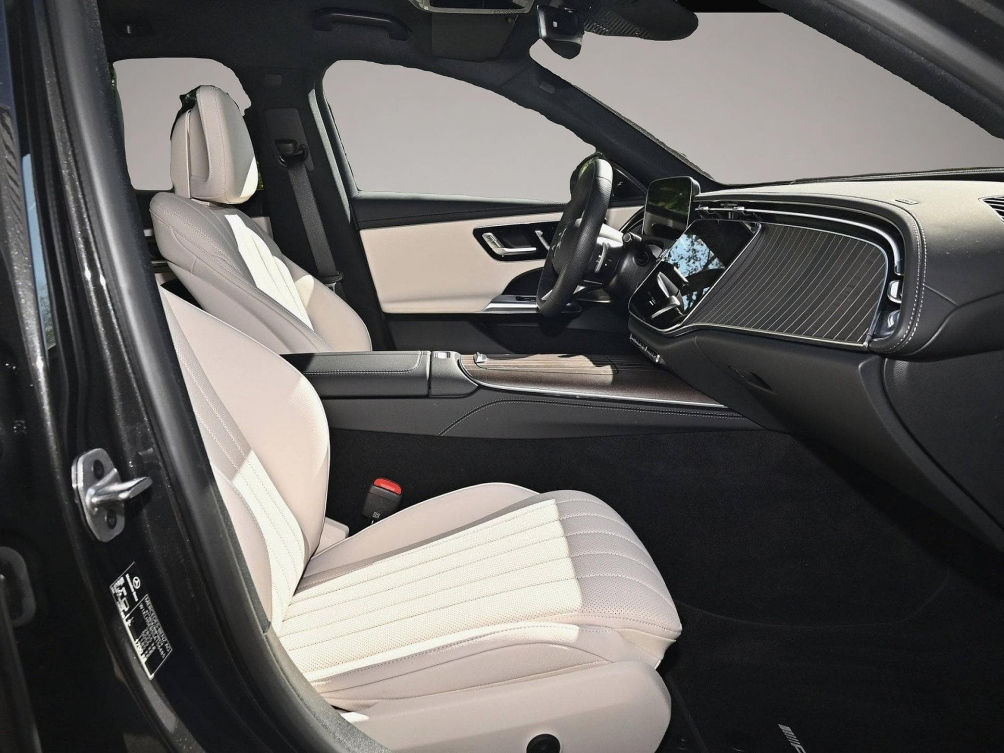 Mercedes 300 (2025) - Foto 2