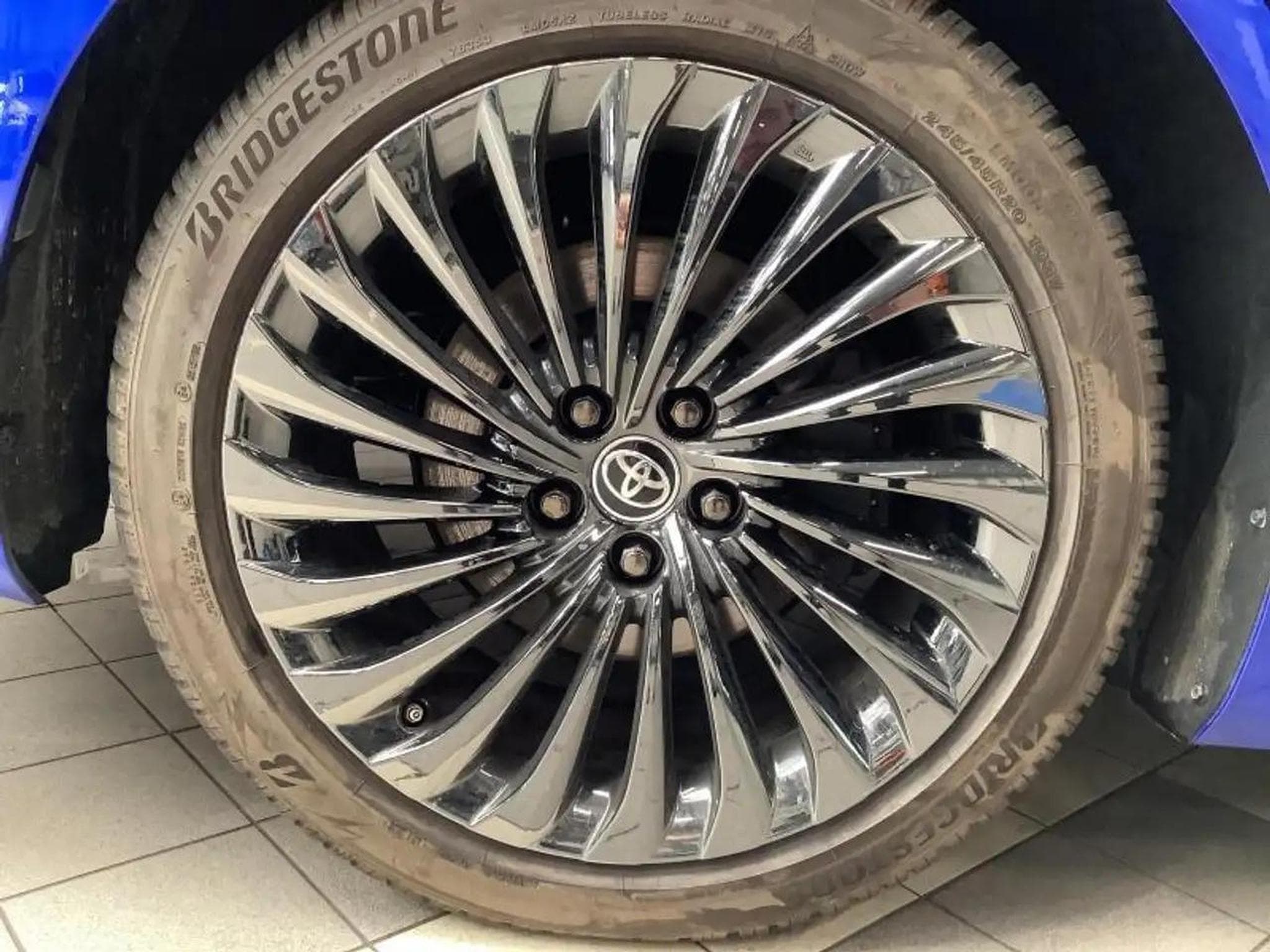 Toyota Mirai (2022) - Foto 12