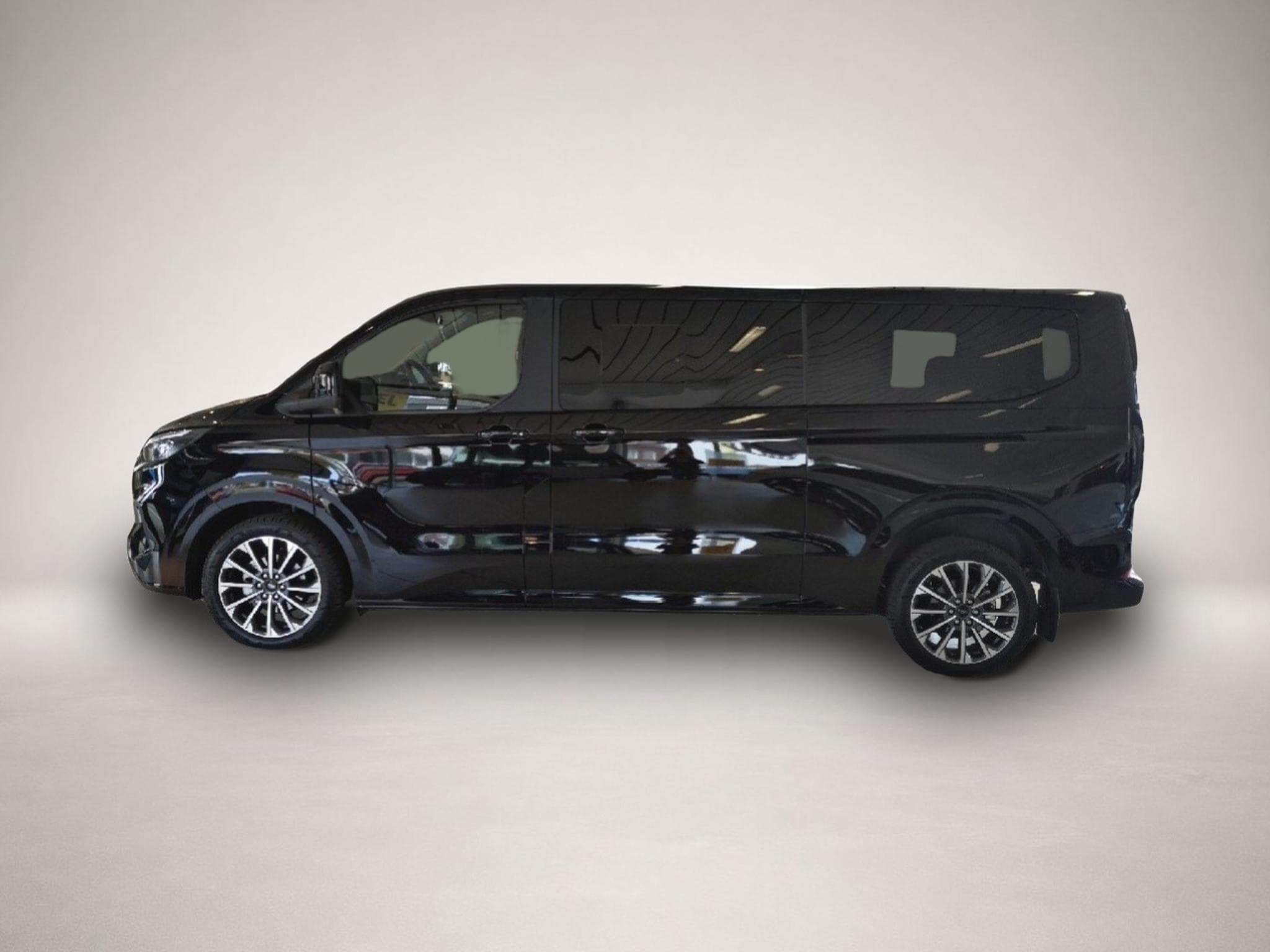 Ford Tourneo (2026) - Foto 3