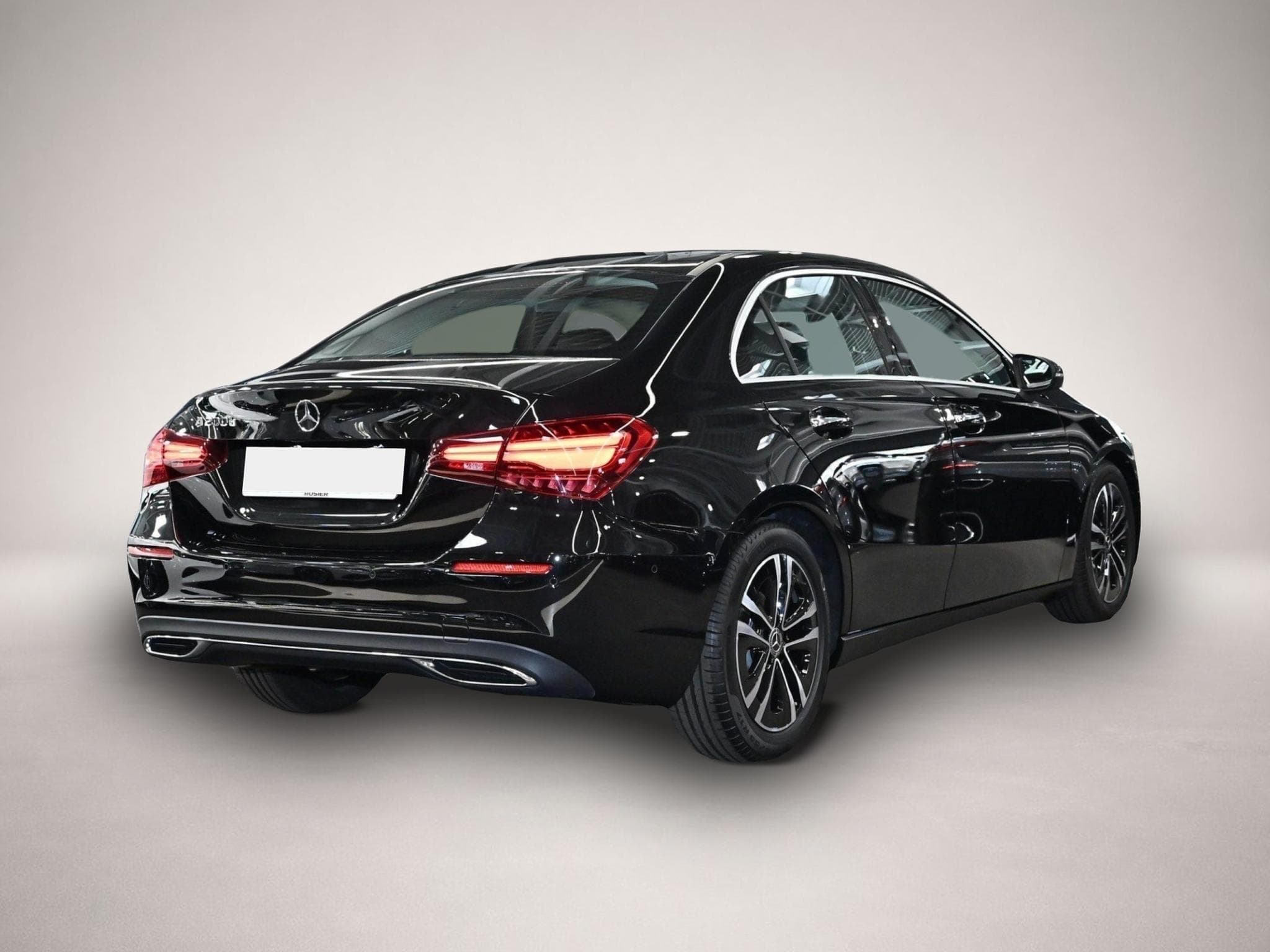 Mercedes GLA 200 (2025) - Photo 3
