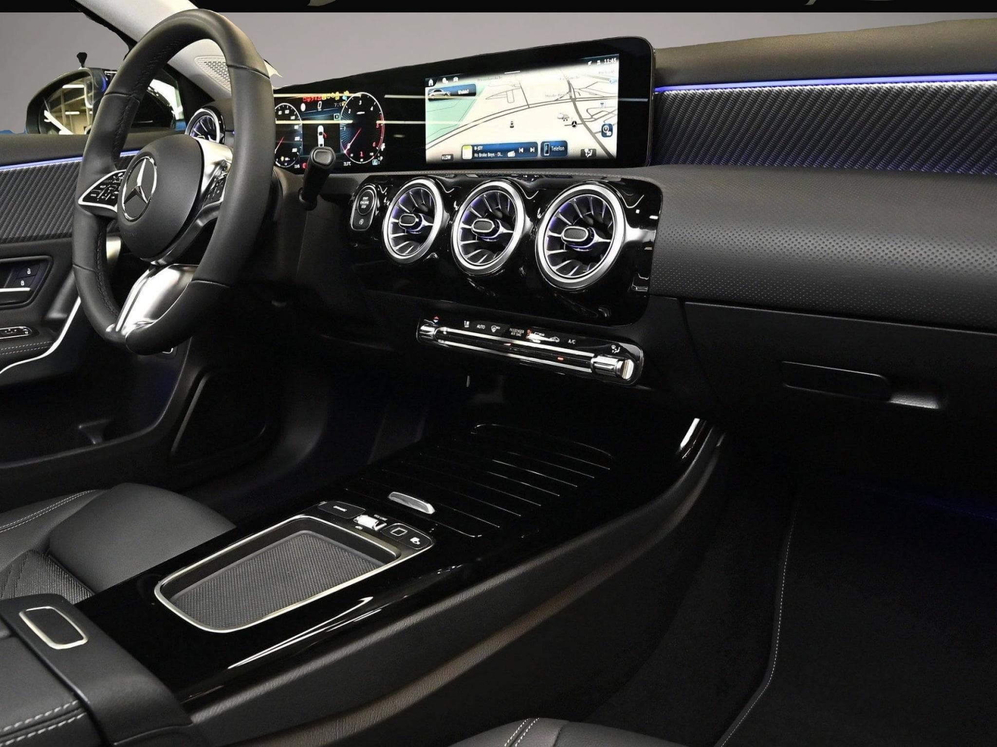 Mercedes GLA 200 (2025) - Photo 5
