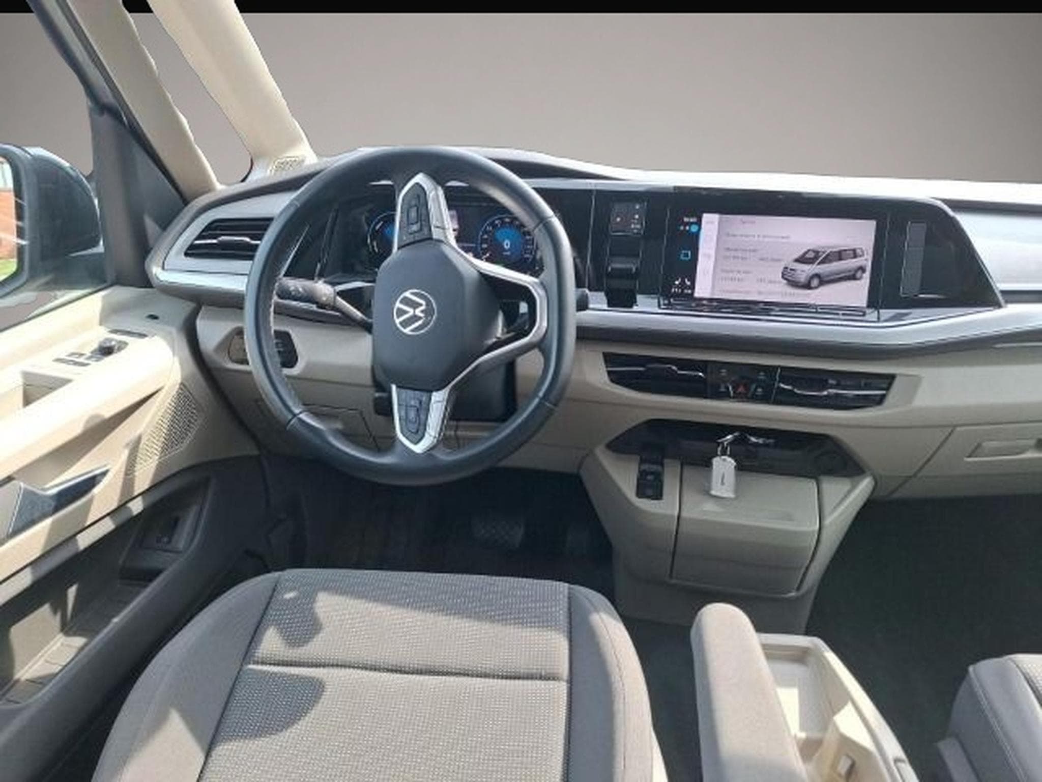 VW Multivan (2023) - Foto 7