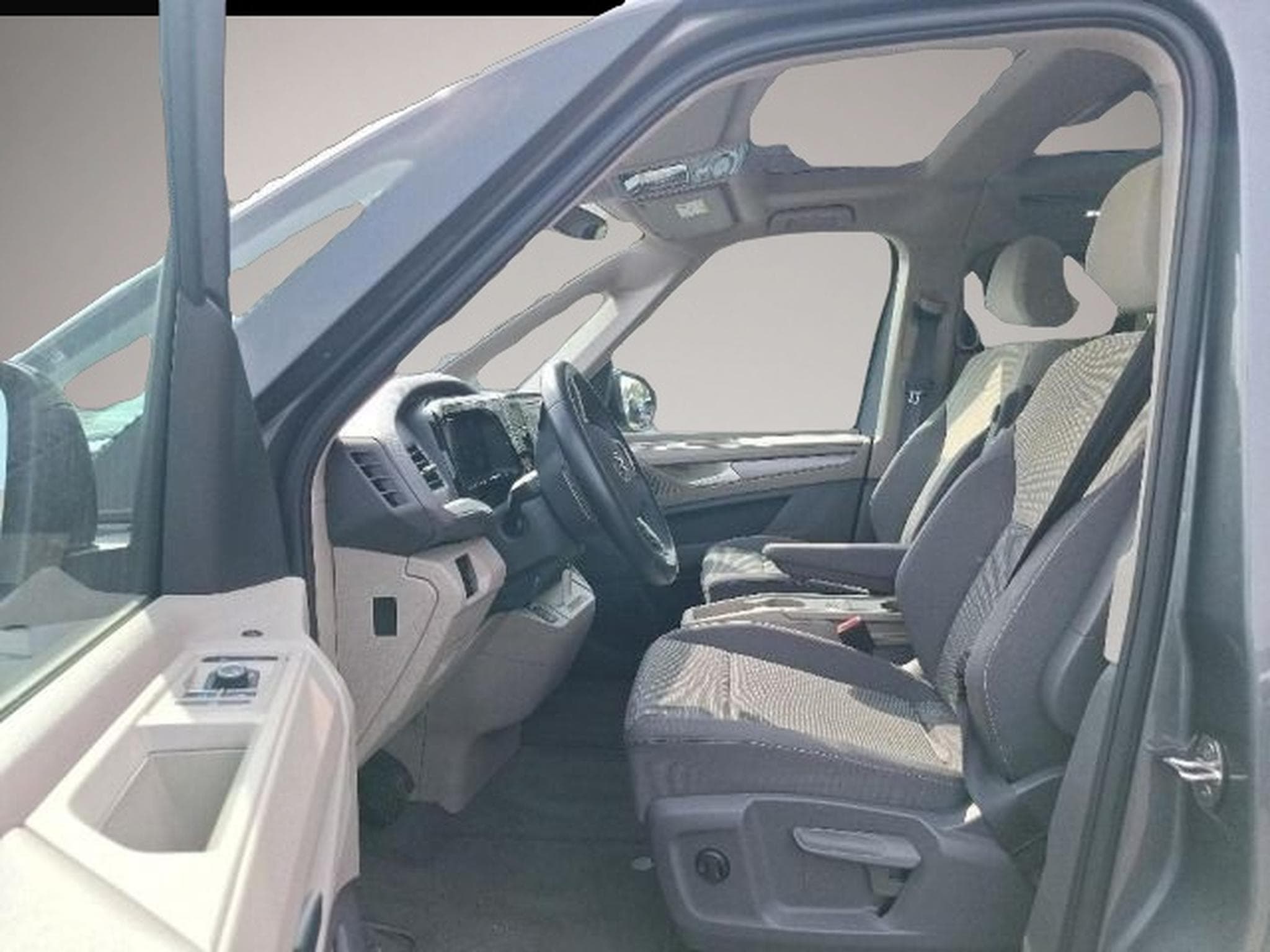 VW Multivan (2023) - Foto 8