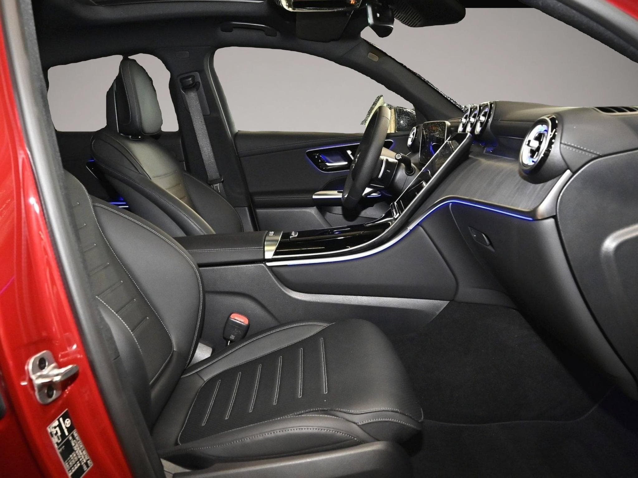Mercedes GLA 200 (2025) - Photo 2