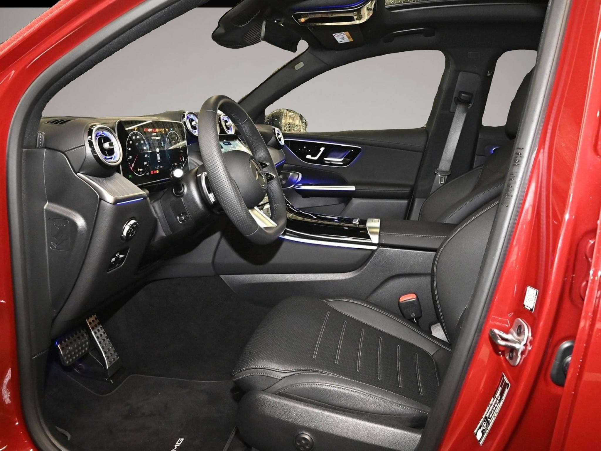 Mercedes GLA 200 (2025) - Photo 6