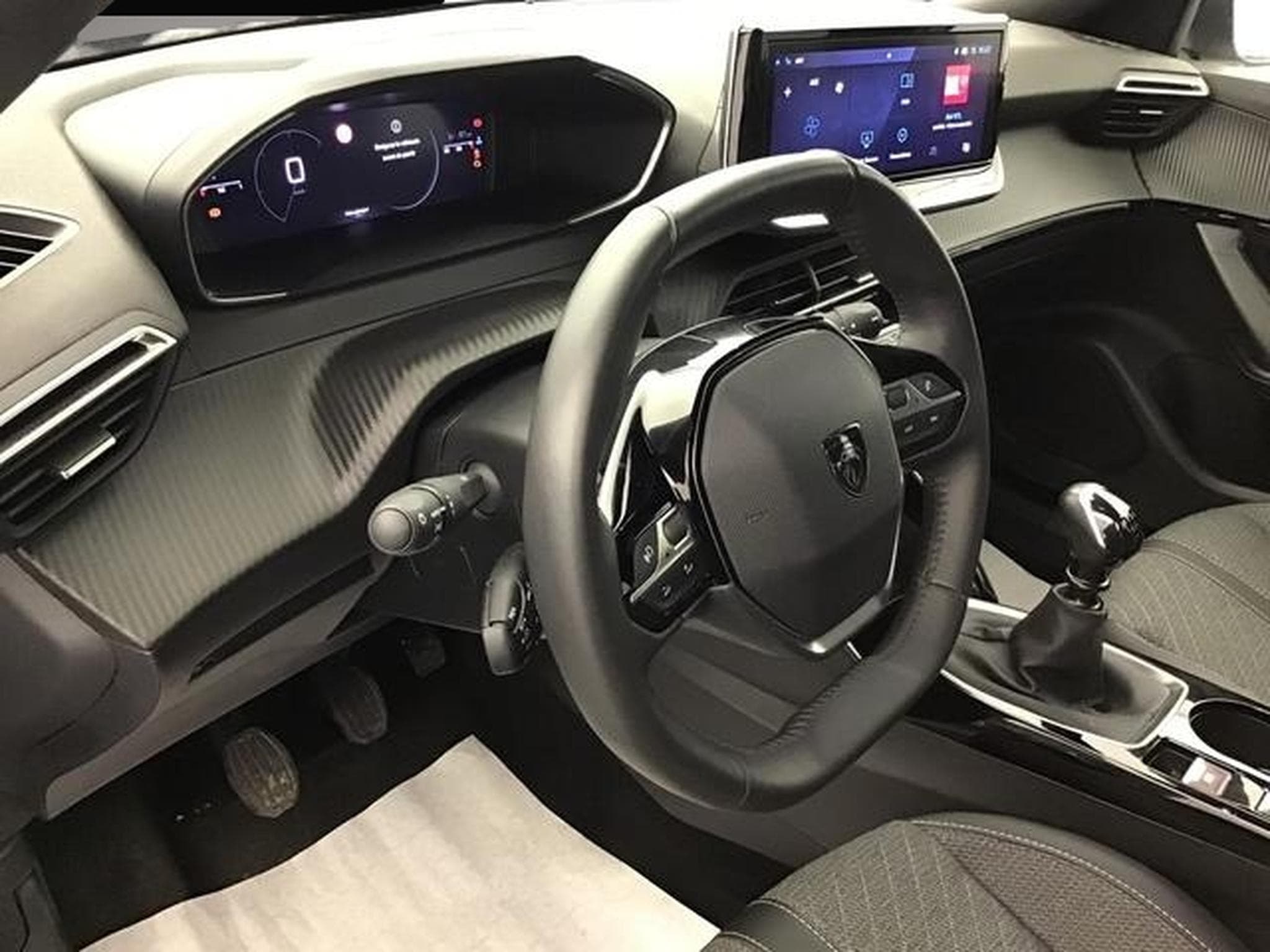 Peugeot 2008 (2025) - Foto 4