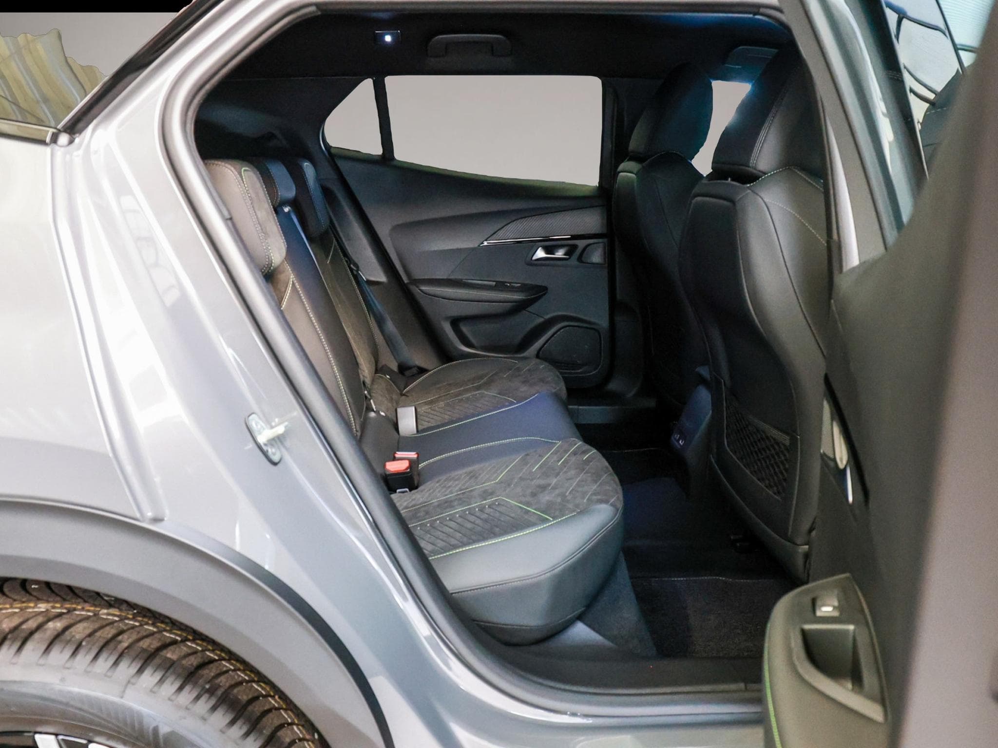 Peugeot 2008 (2026) - Foto 4