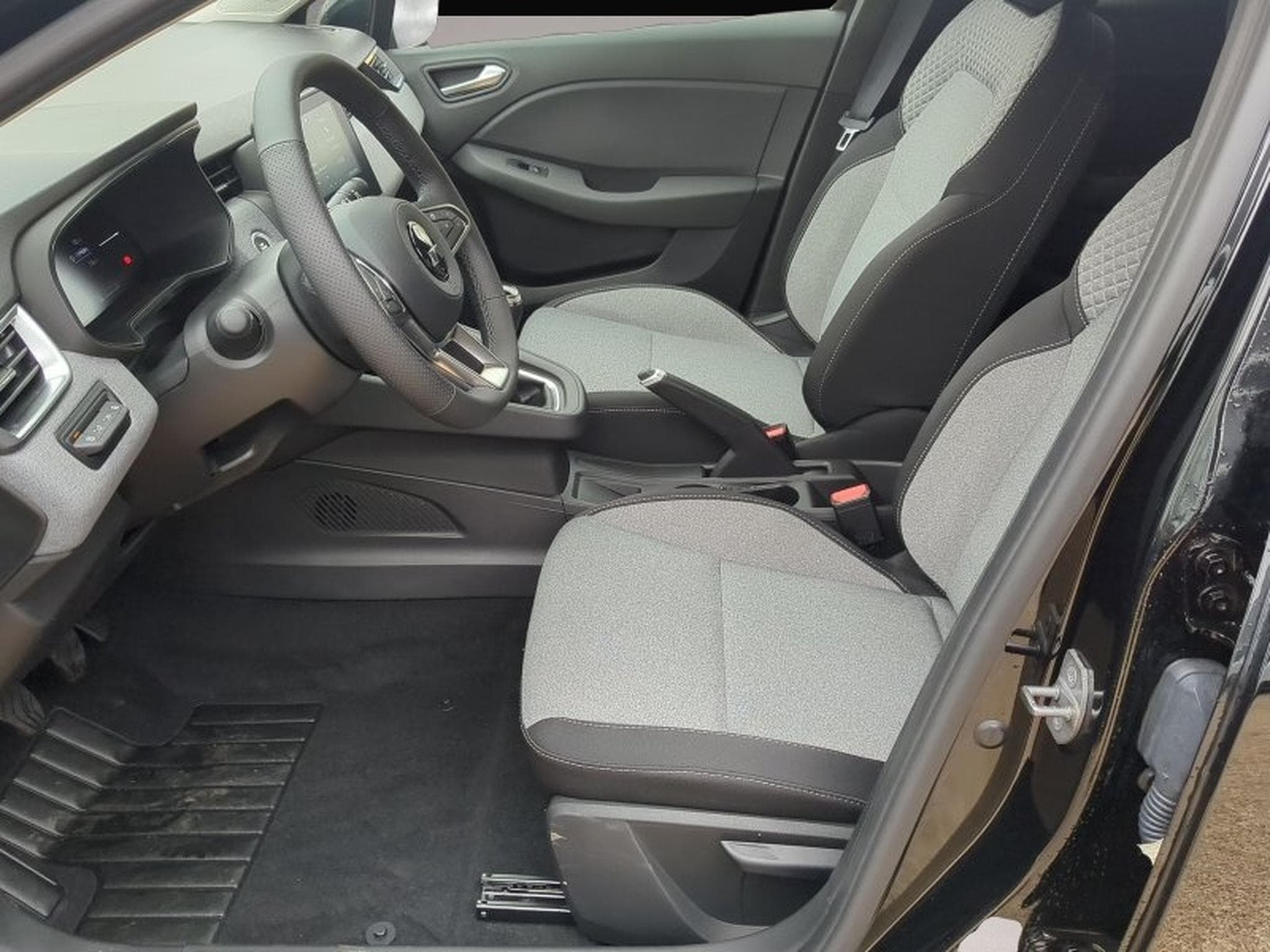 Mitsubishi Colt (2025) - Foto 4