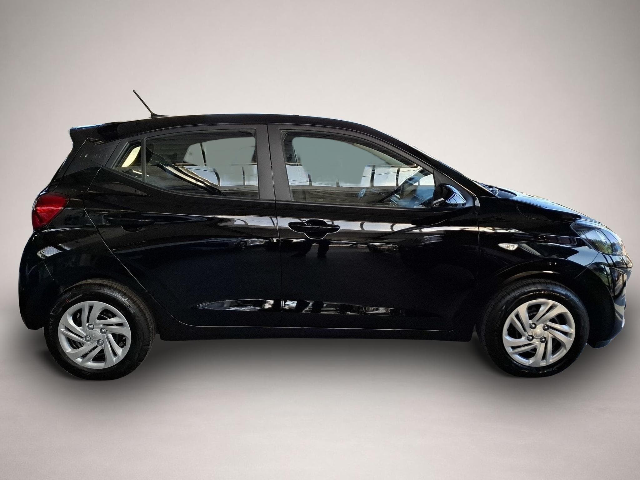 Hyundai i10 (2025) - Foto 4