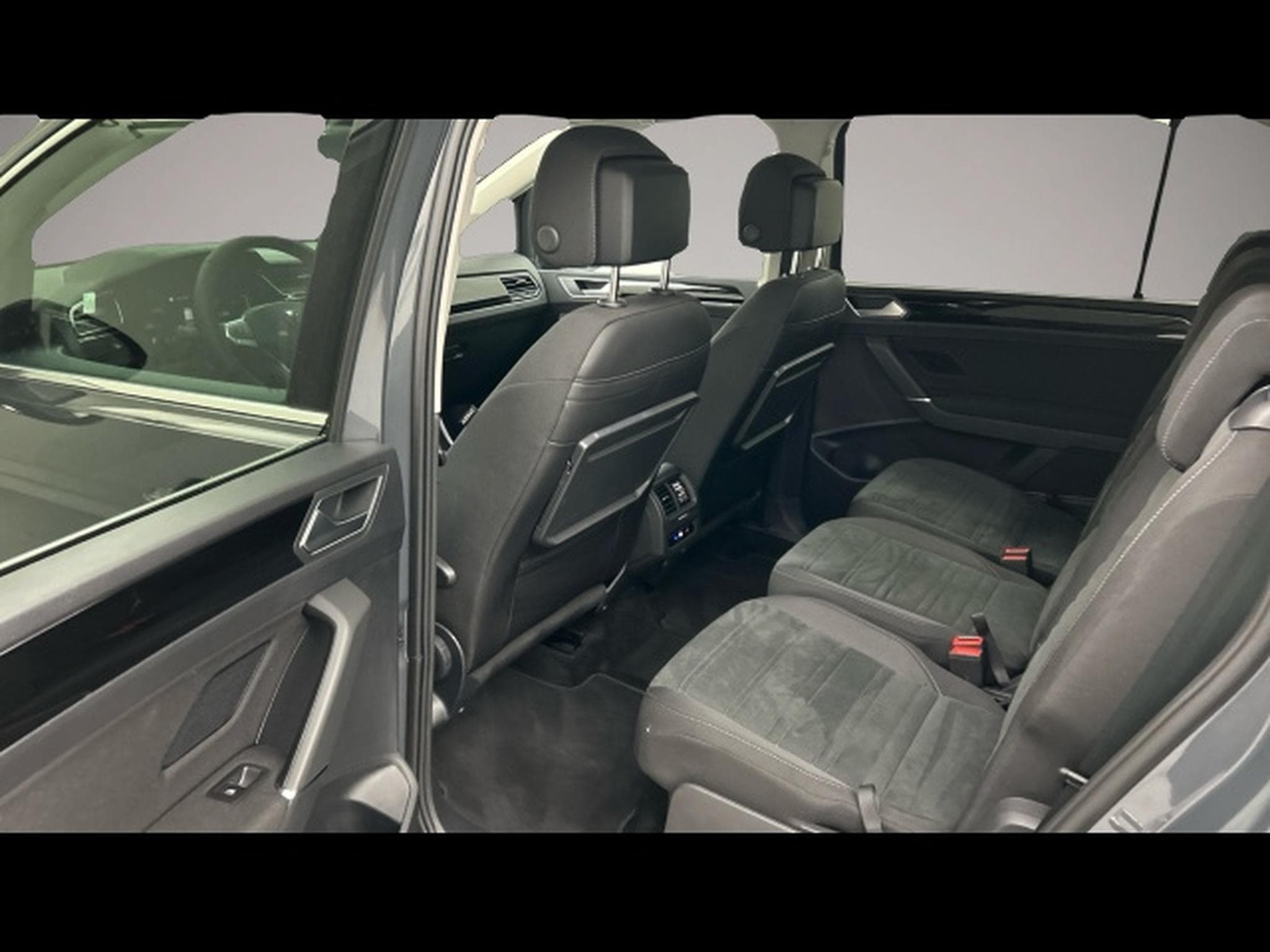 VW Touran (2025) - Foto 7