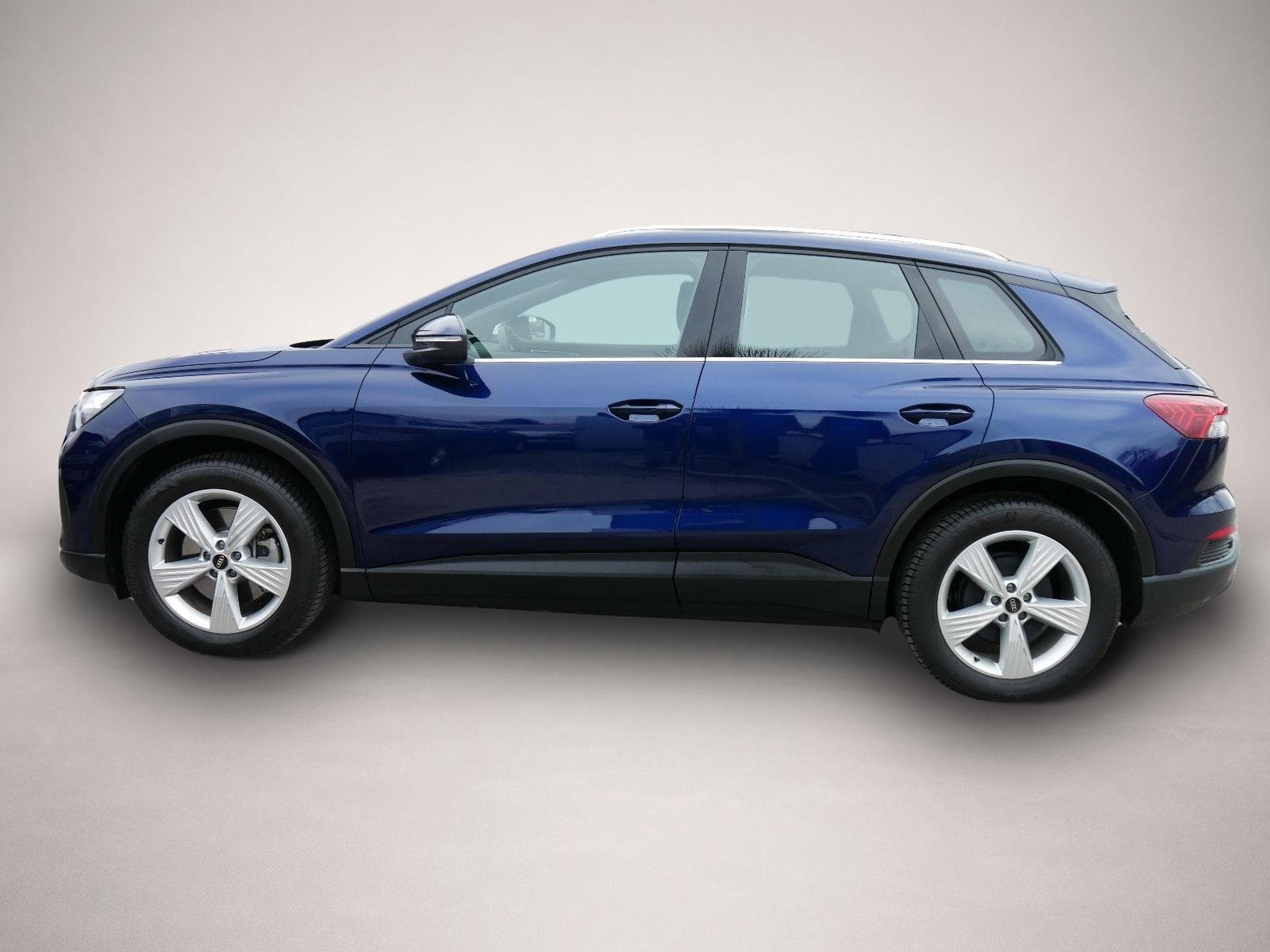 Audi Q4 e-tron (2023) - Foto 3