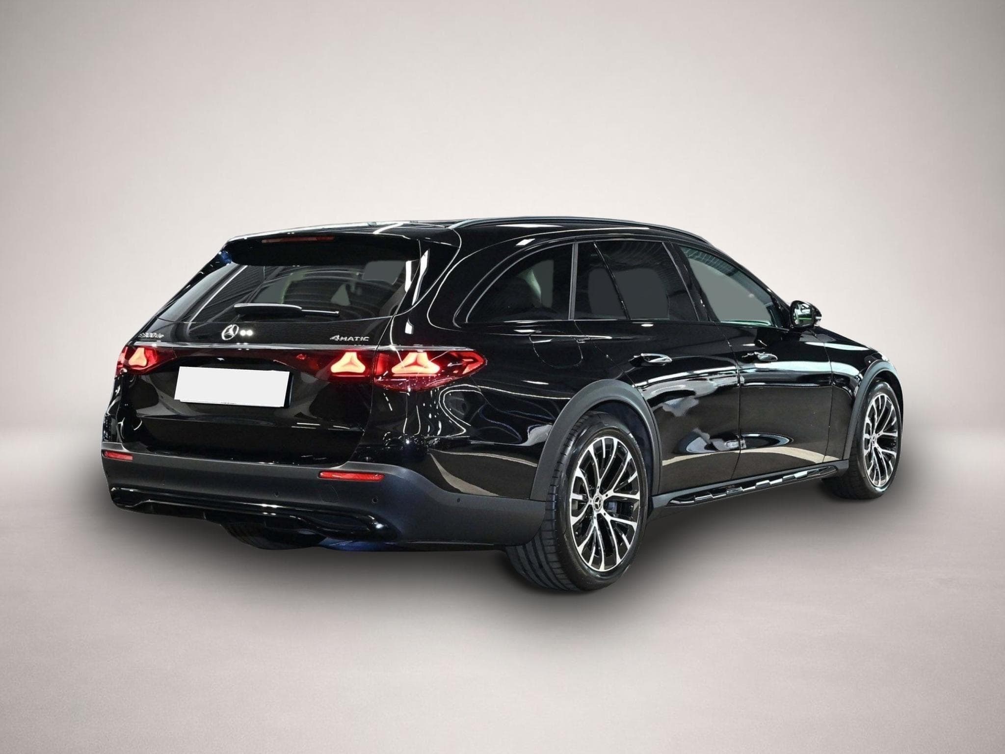 Mercedes 300 (2025) - Foto 3