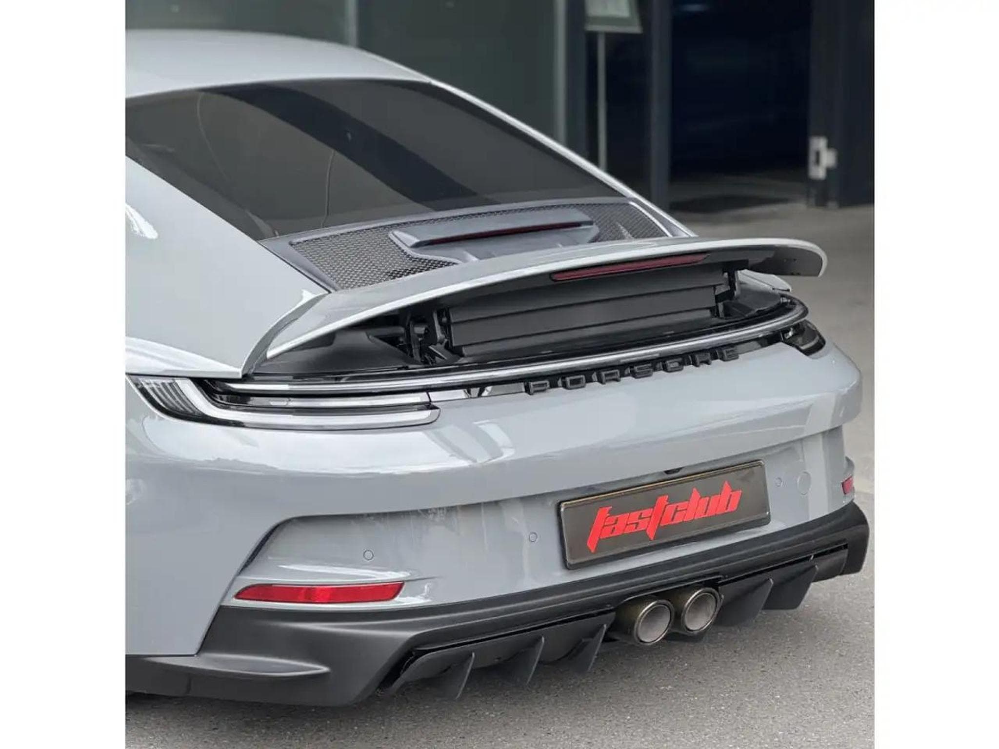Porsche 911 (2023) - Foto 12