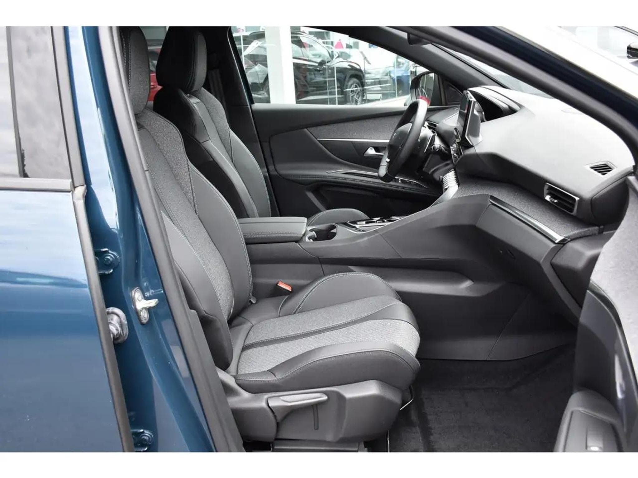 Peugeot 3008 (2023) - Foto 7