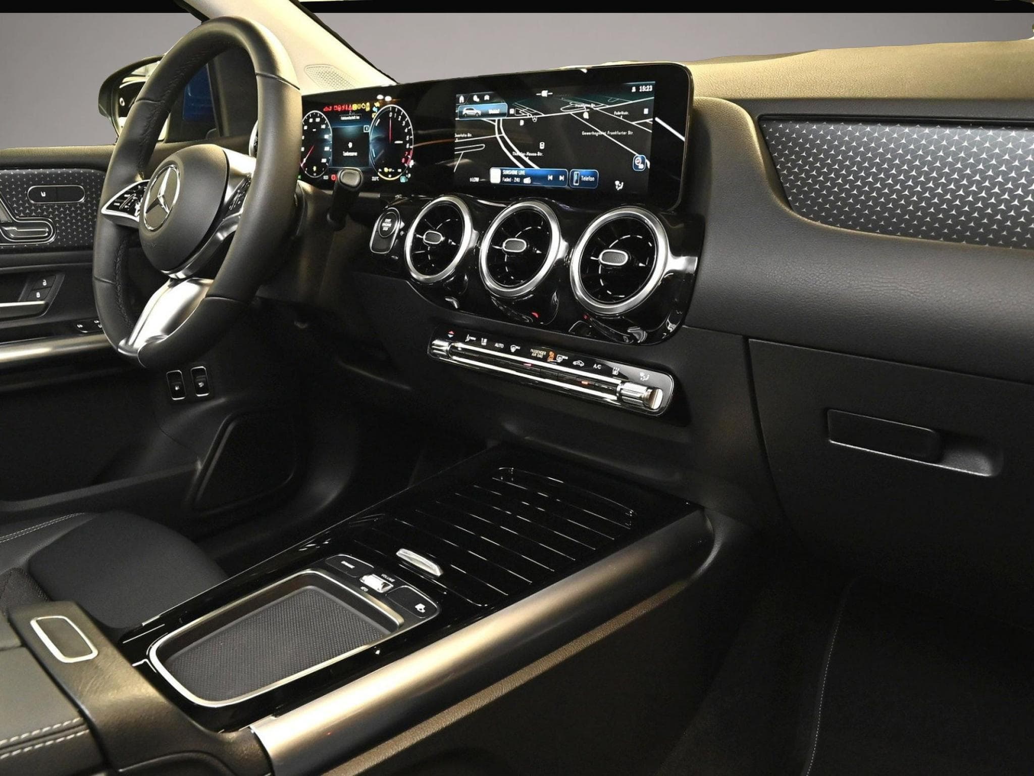 Mercedes 250 (2025) - Foto 5