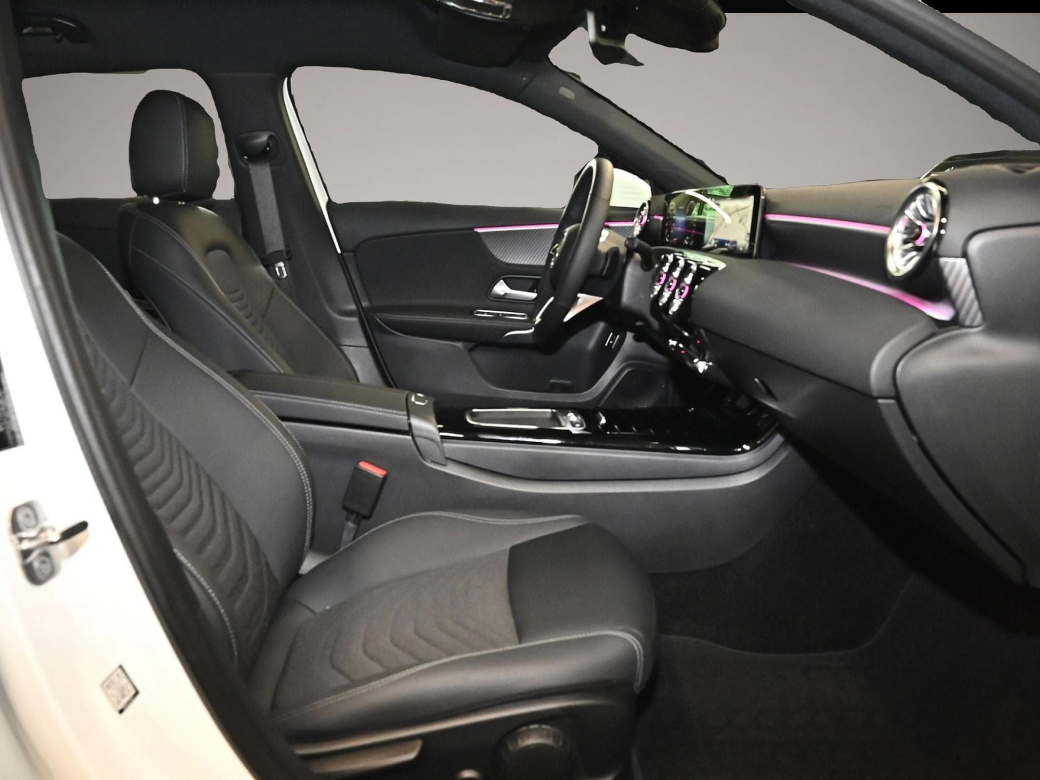 Mercedes 250 (2025) - Foto 2