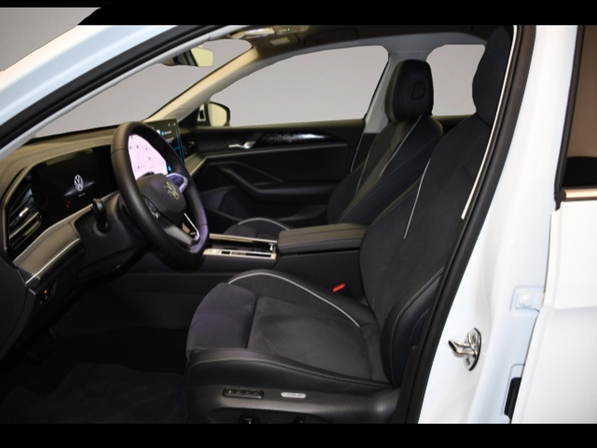 VW Passat (2025) - Foto 3