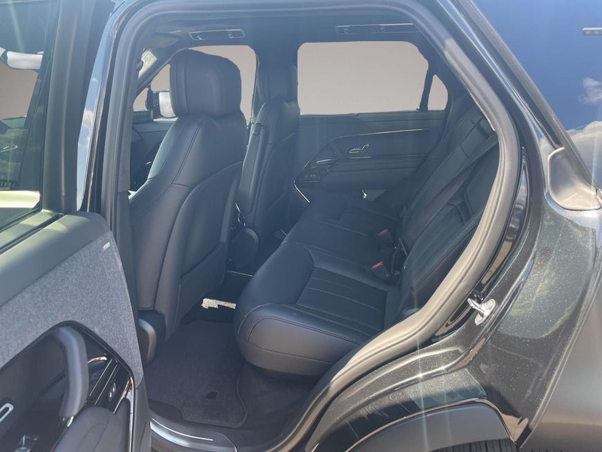 Land-Rover Discovery Sport (2026) - Foto 5