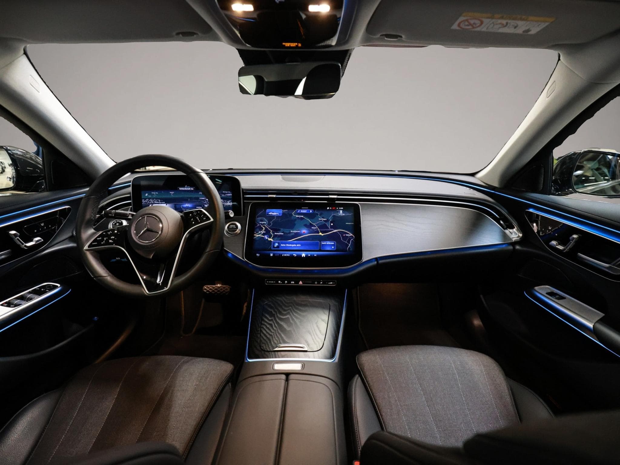 Mercedes 300 (2024) - Foto 5