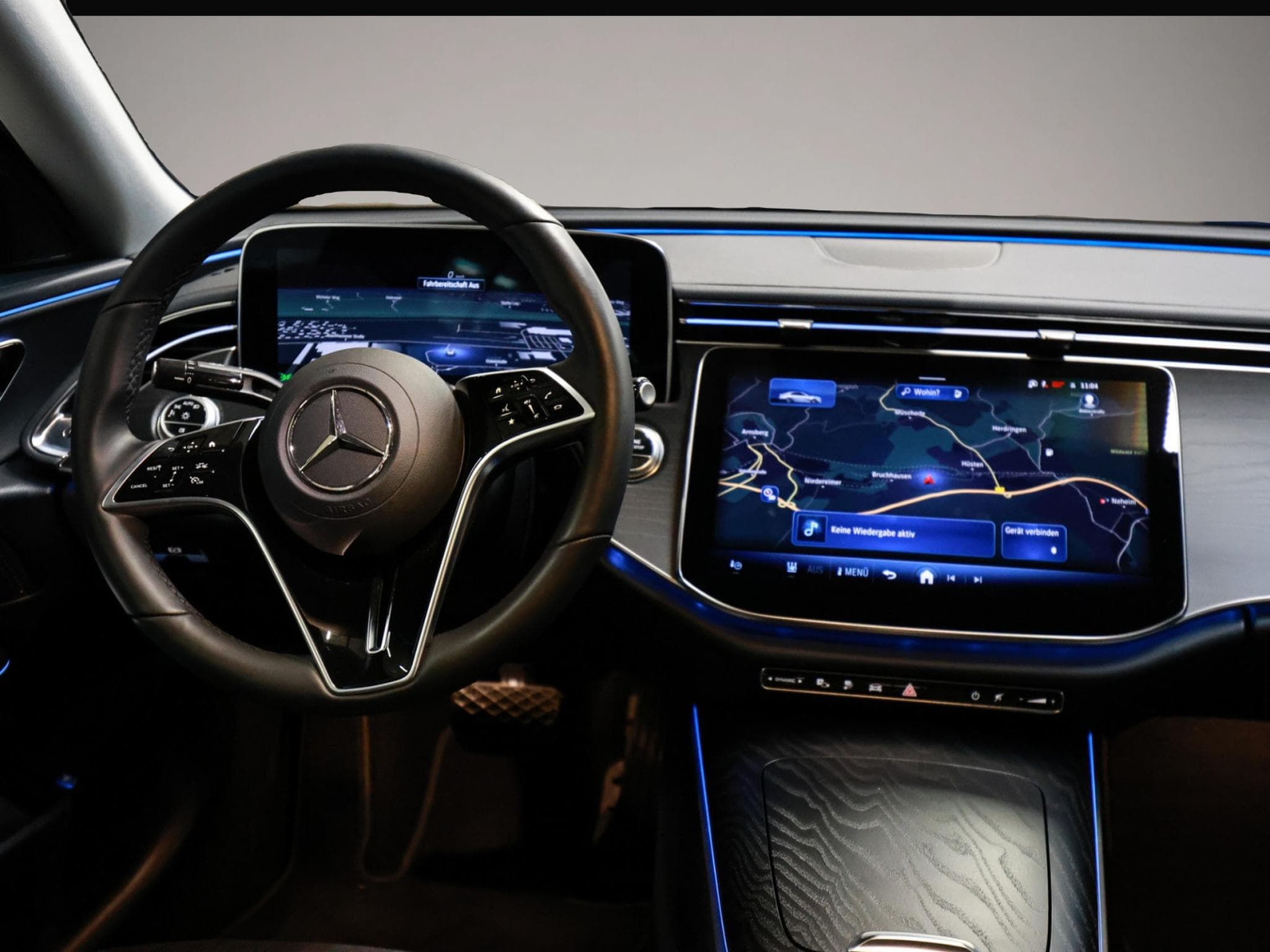 Mercedes 300 (2024) - Foto 6