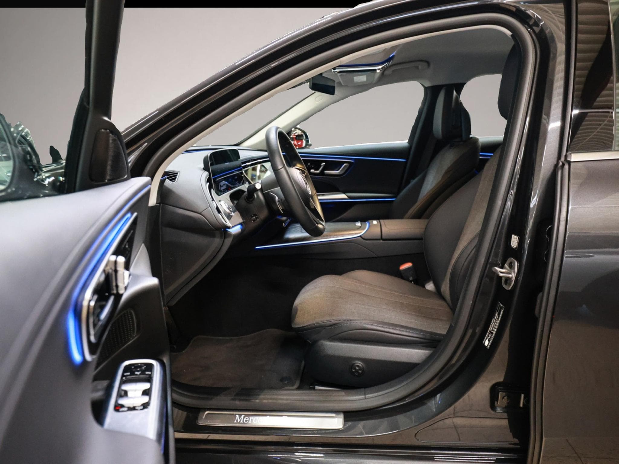 Mercedes 300 (2024) - Foto 7