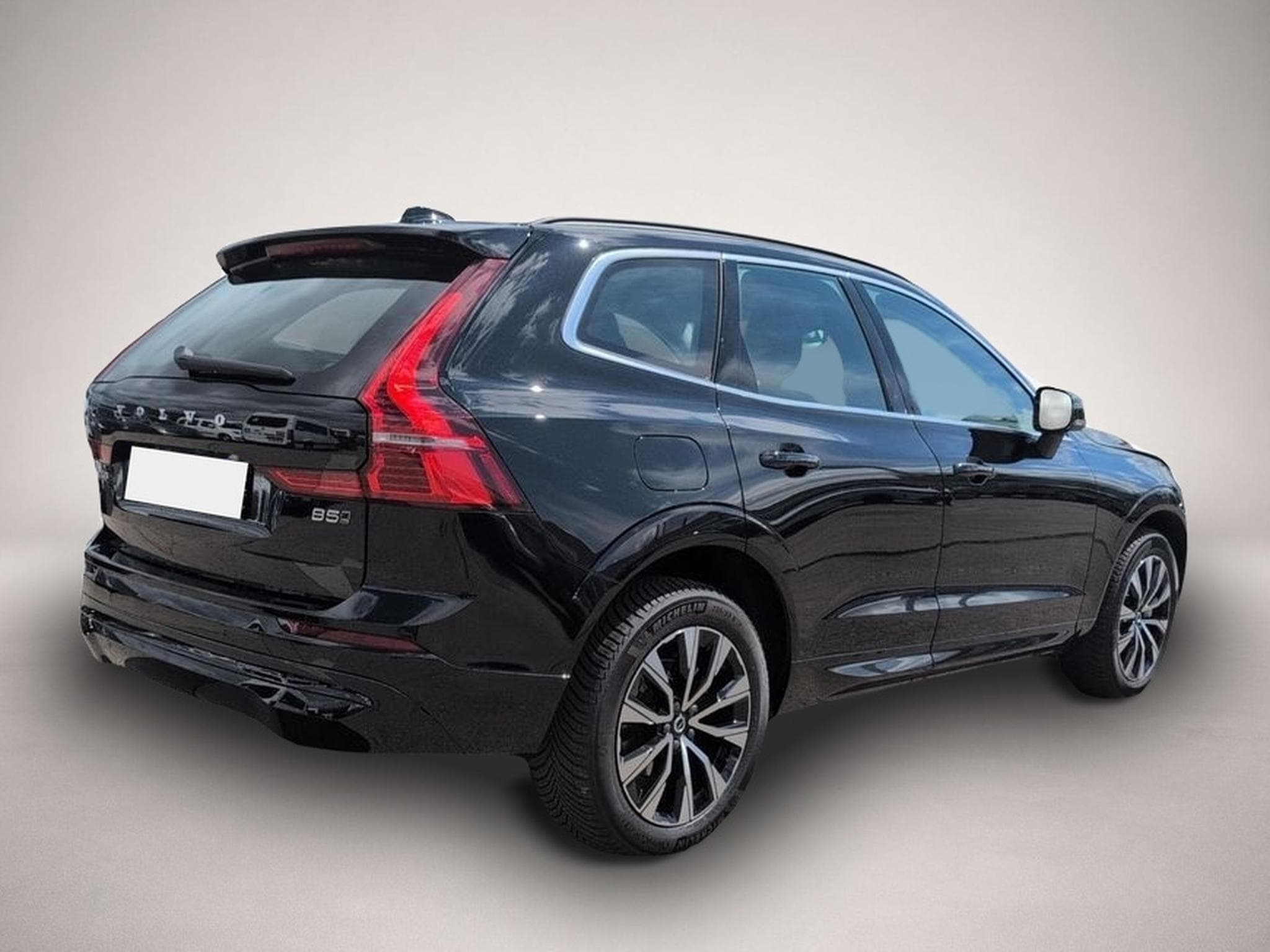 Volvo XC60 (2024) - Photo 2