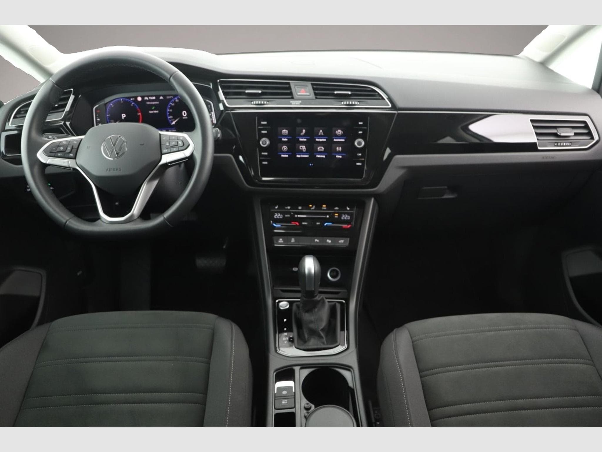 VW Touran (2025) - Photo 7