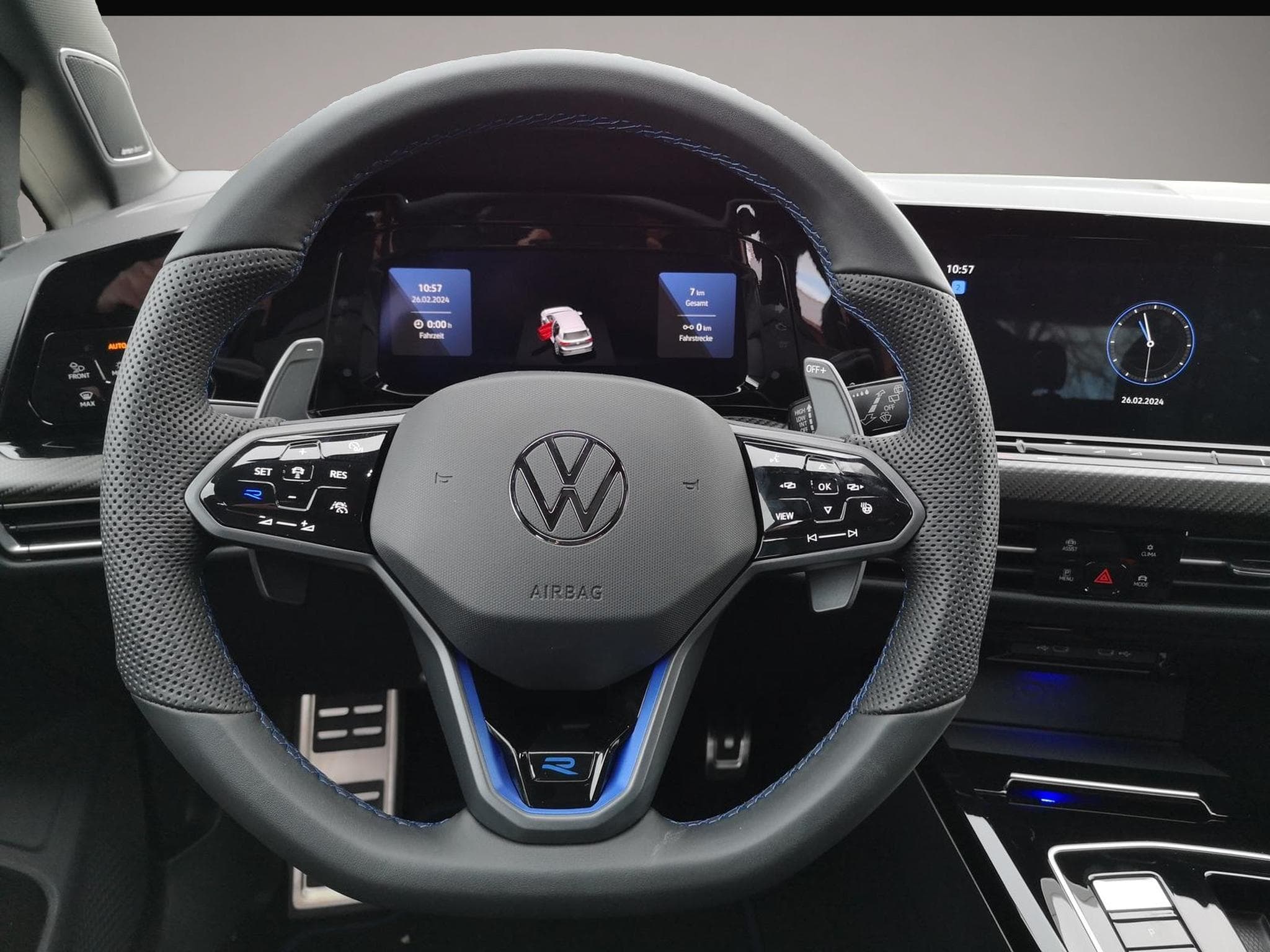 VW Golf (2024) - Foto 3