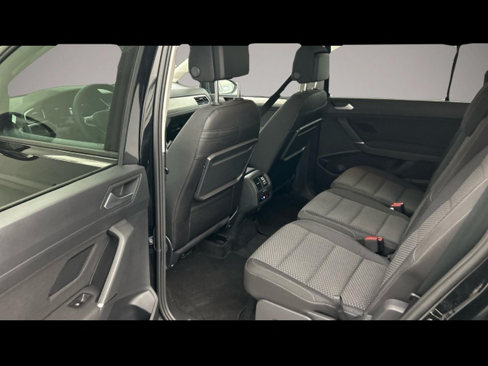 VW Touran (2025) - Foto 7
