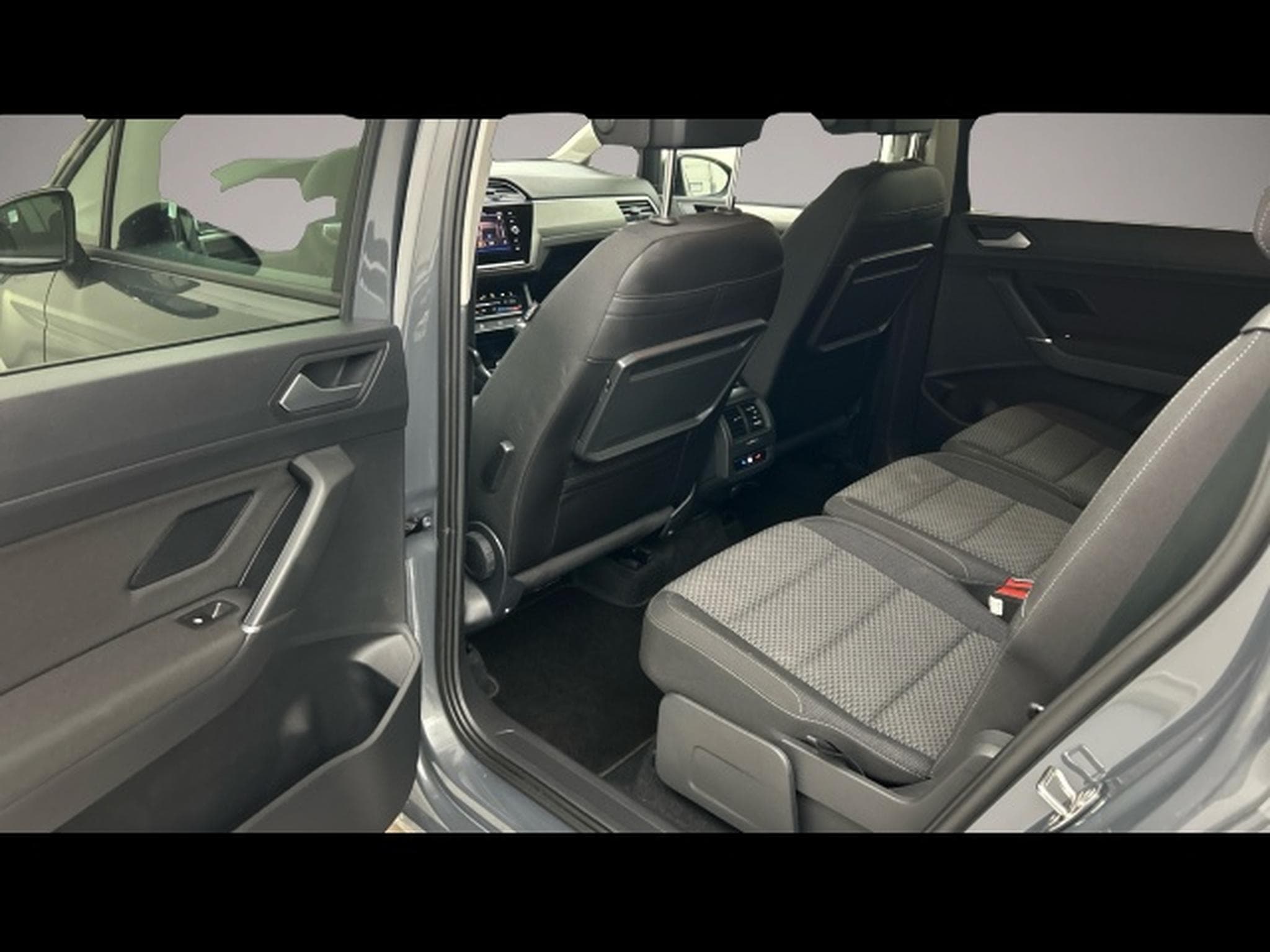 VW Touran (2025) - Foto 7