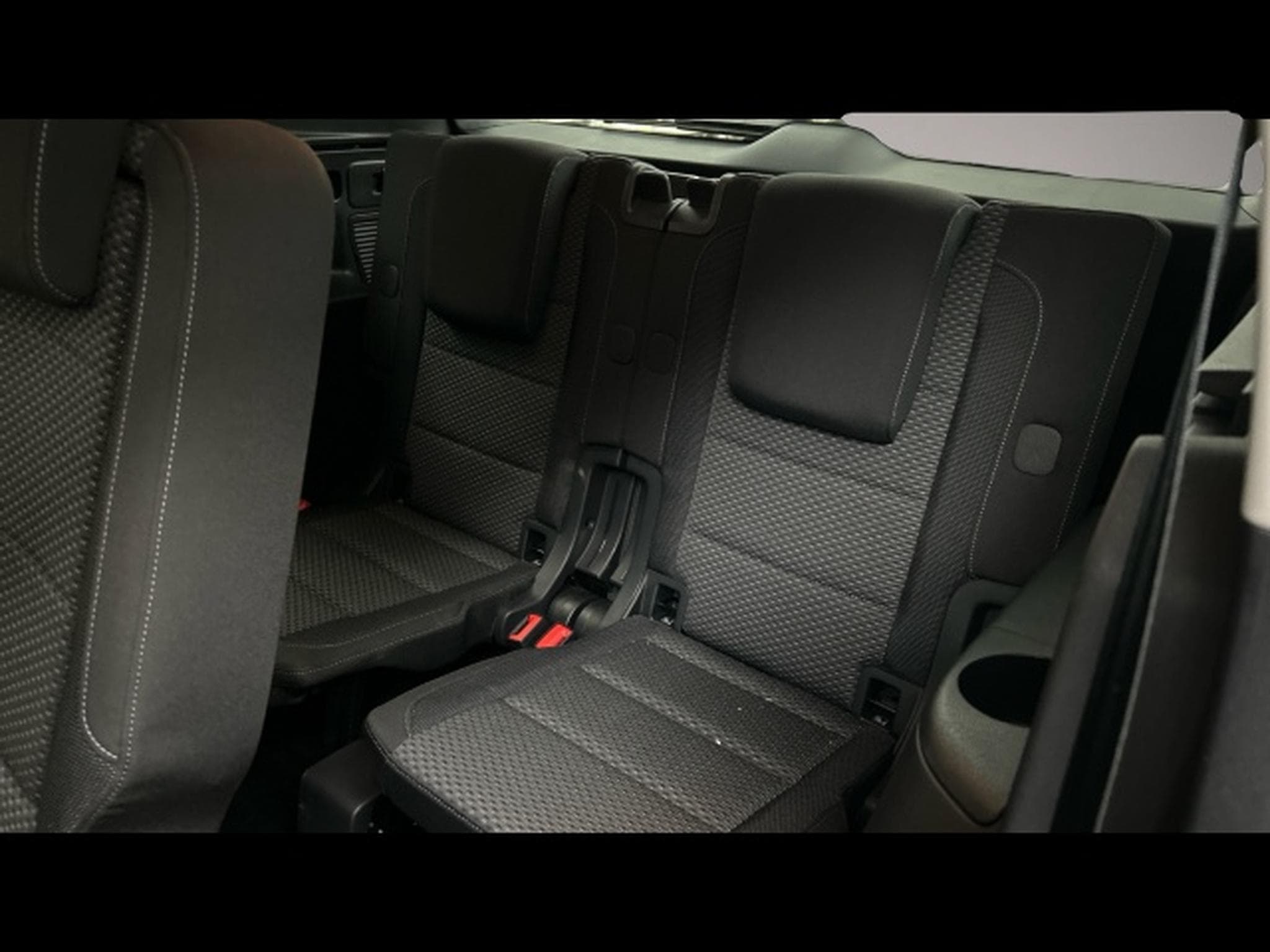 VW Touran (2025) - Foto 8