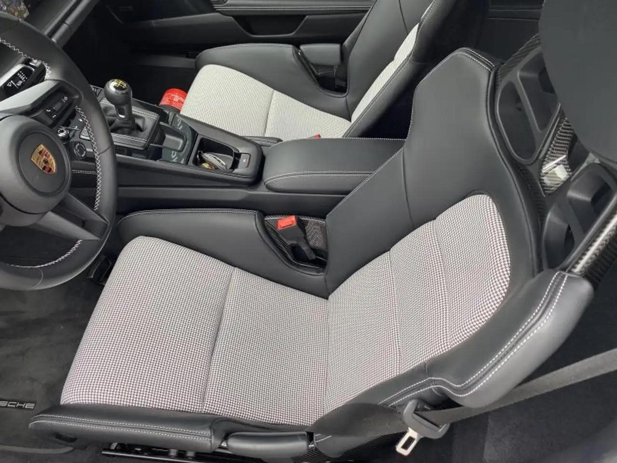 Porsche 911 (2023) - Foto 19