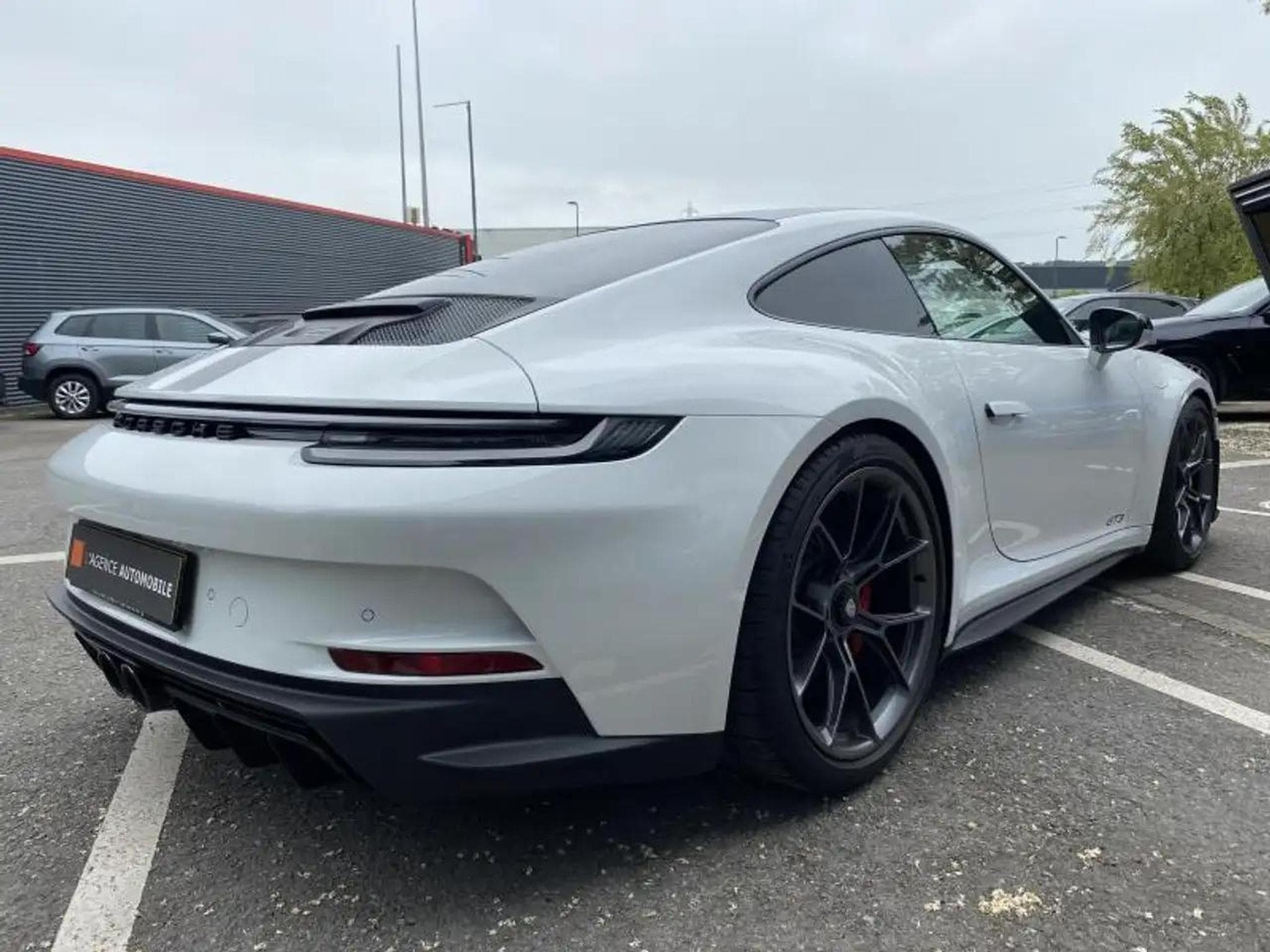 Porsche 911 (2023) - Foto 5