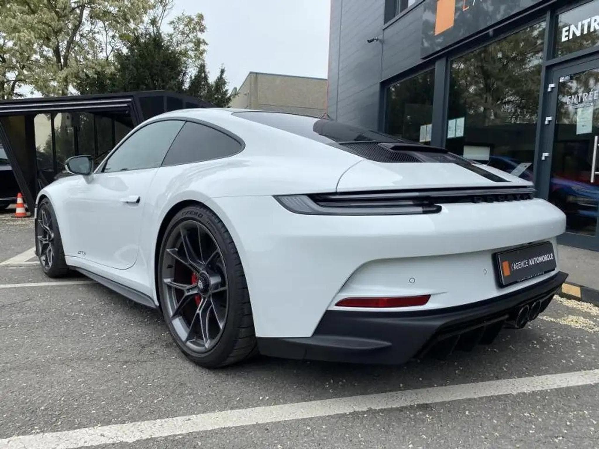 Porsche 911 (2023) - Foto 8